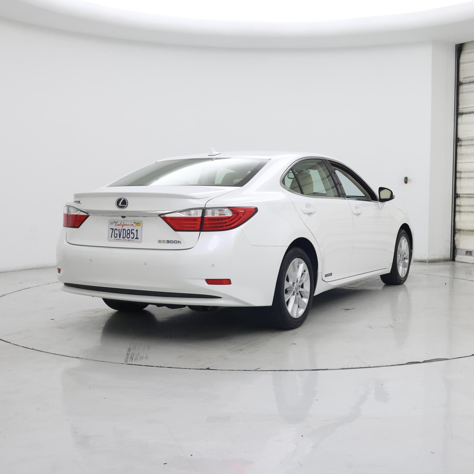Thumbnail: 2014 Lexus ES - 8