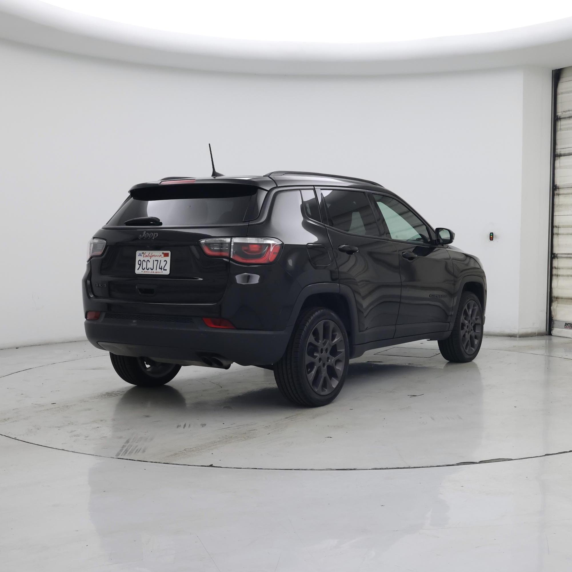 Thumbnail: 2020 Jeep Compass - 8