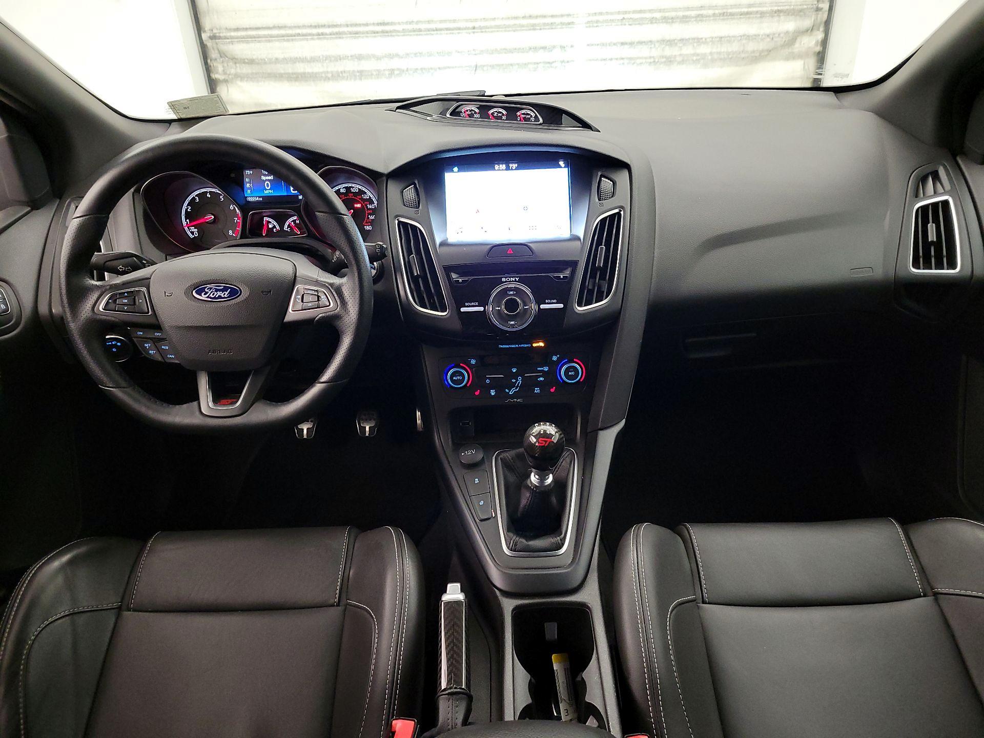 Thumbnail: 2018 Ford Focus - 9