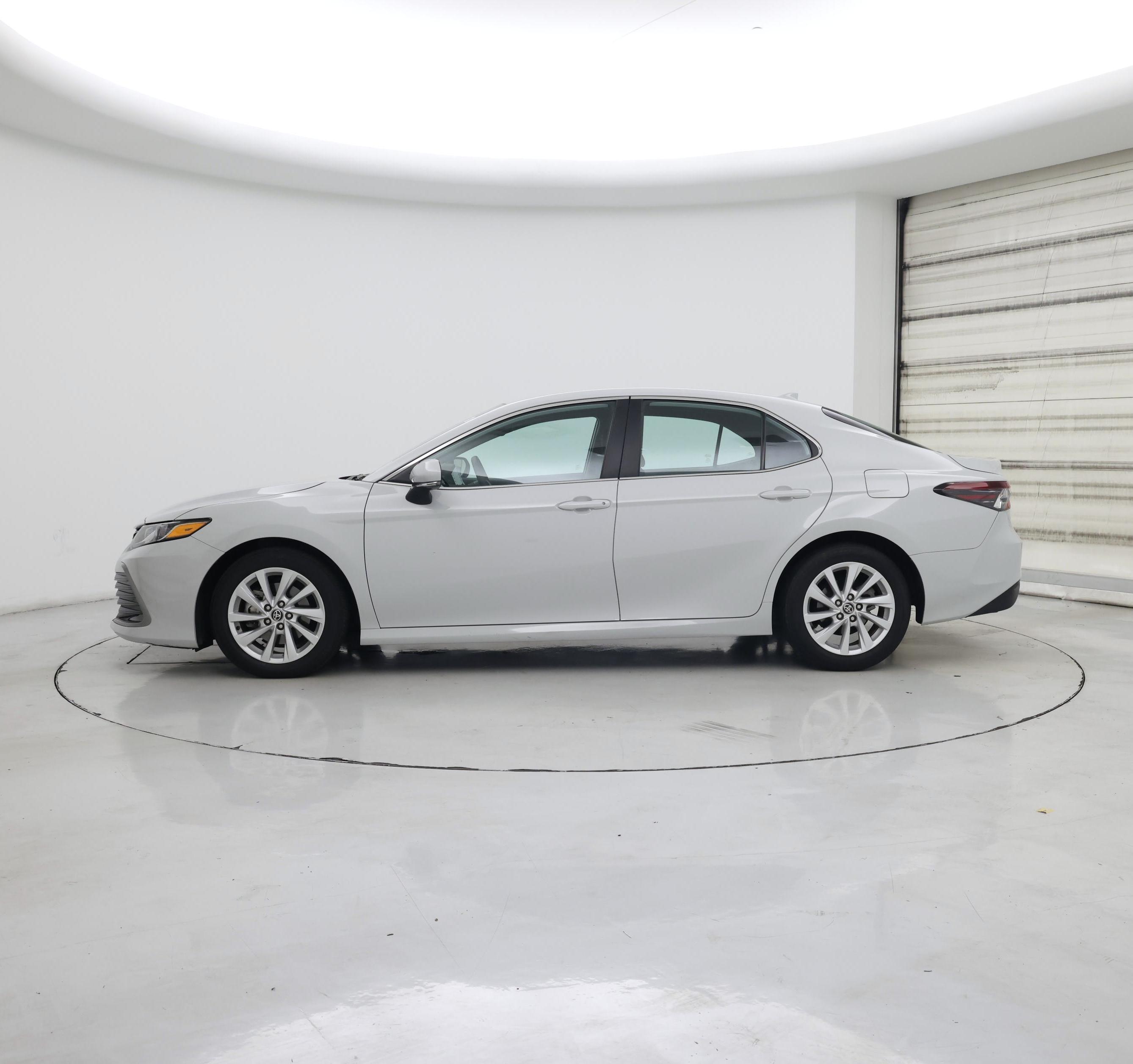 Thumbnail: 2023 Toyota Camry - 3