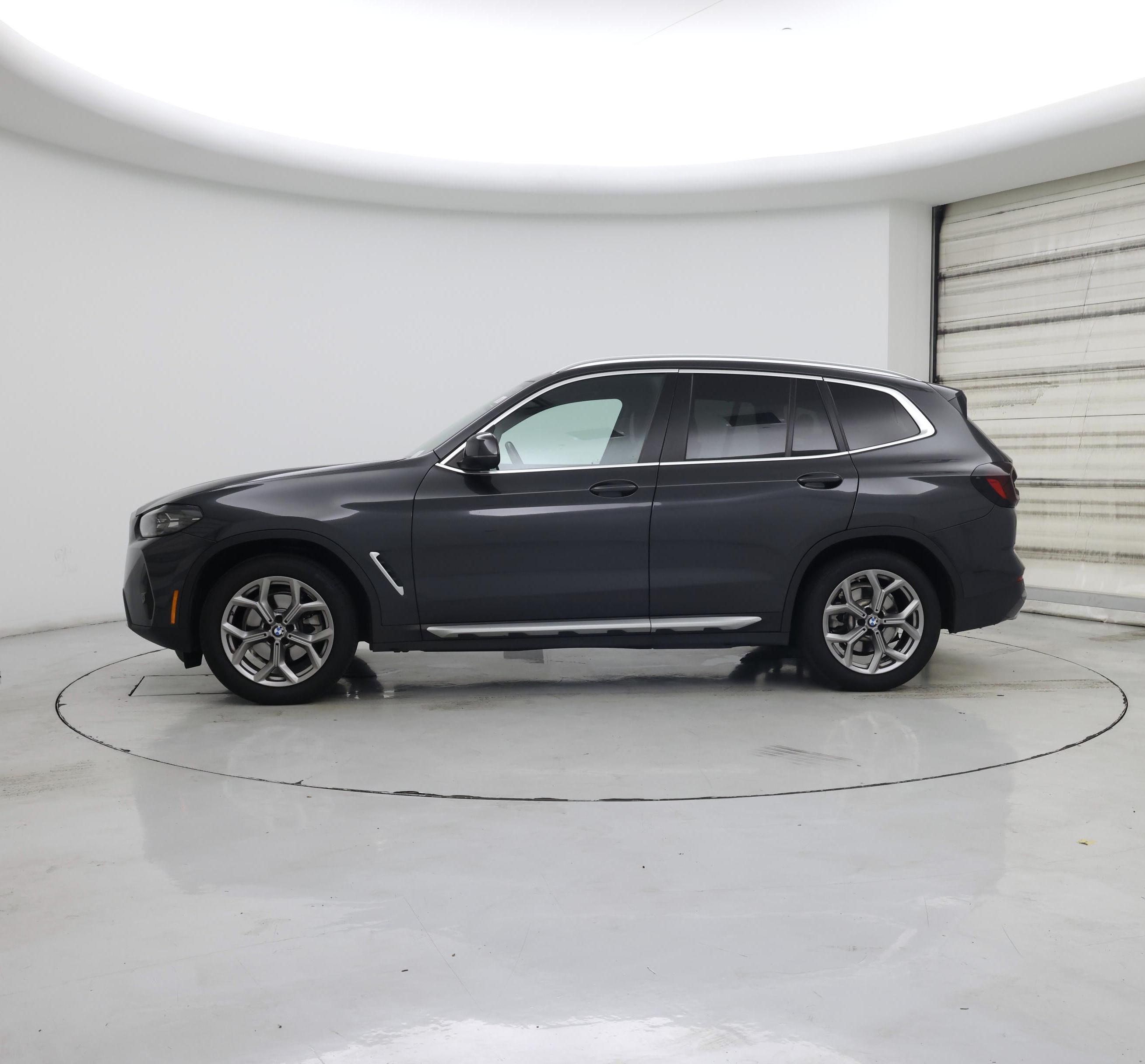 Thumbnail: 2022 BMW X3 - 3