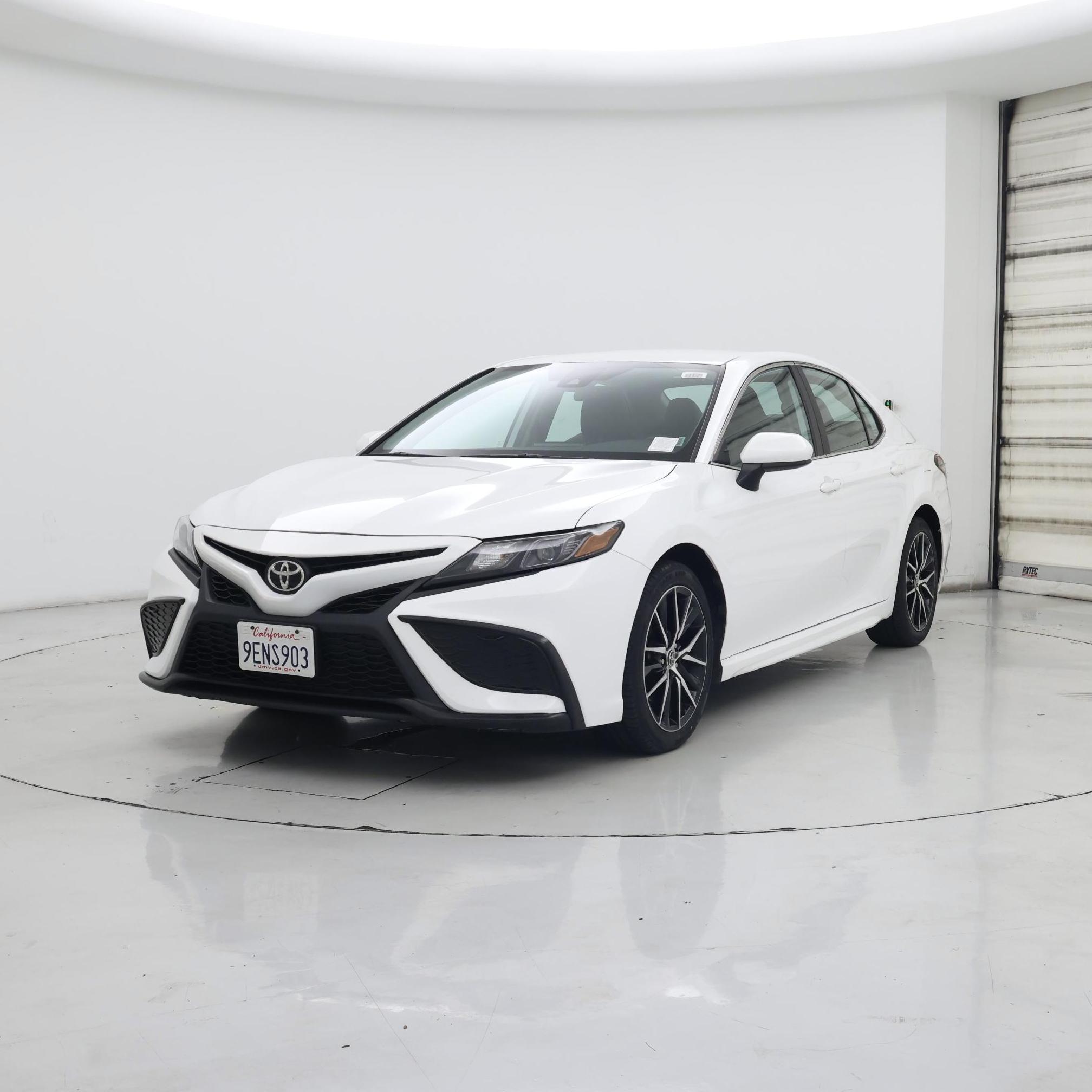 Thumbnail: 2021 Toyota Camry - 4
