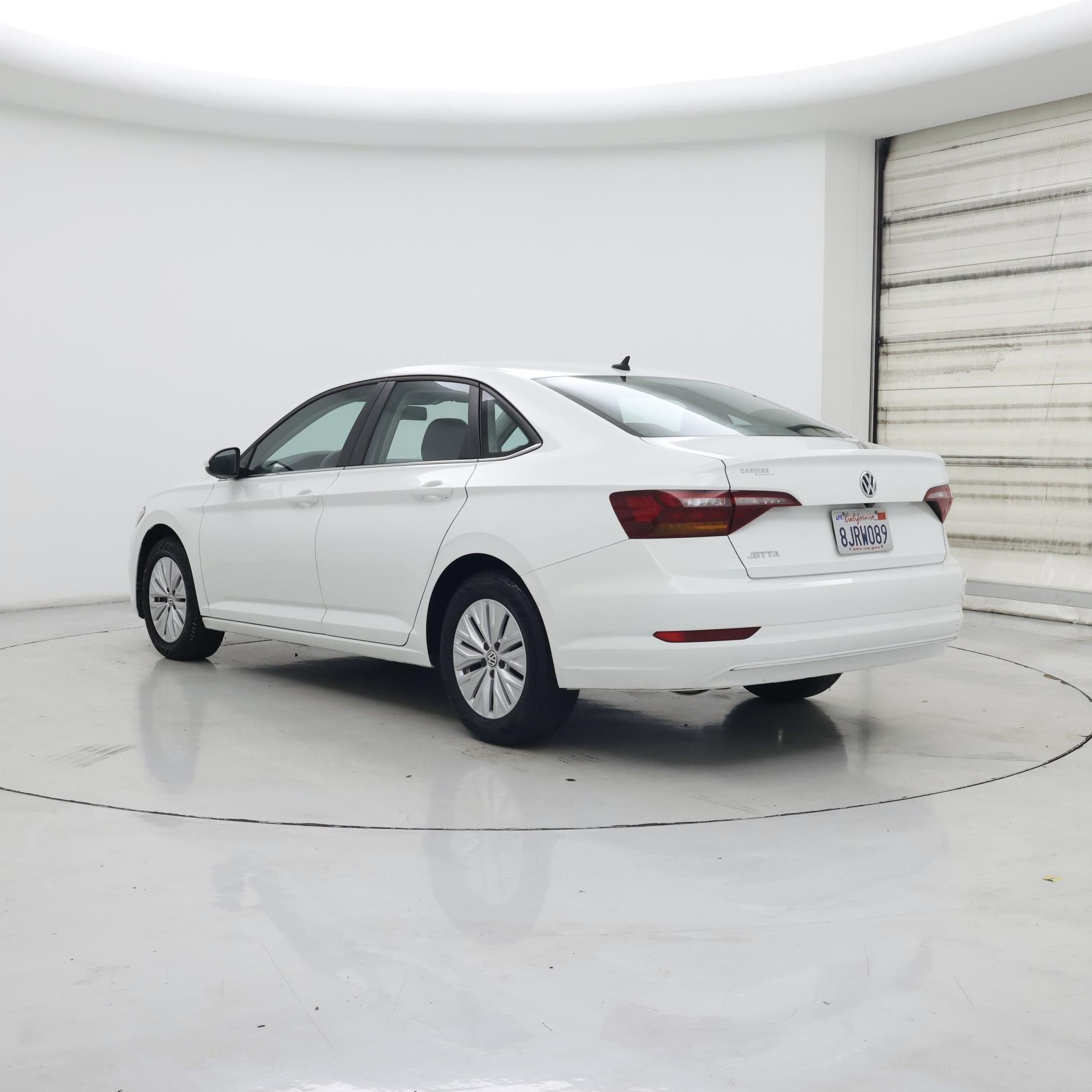 Thumbnail: 2019 Volkswagen Jetta - 2