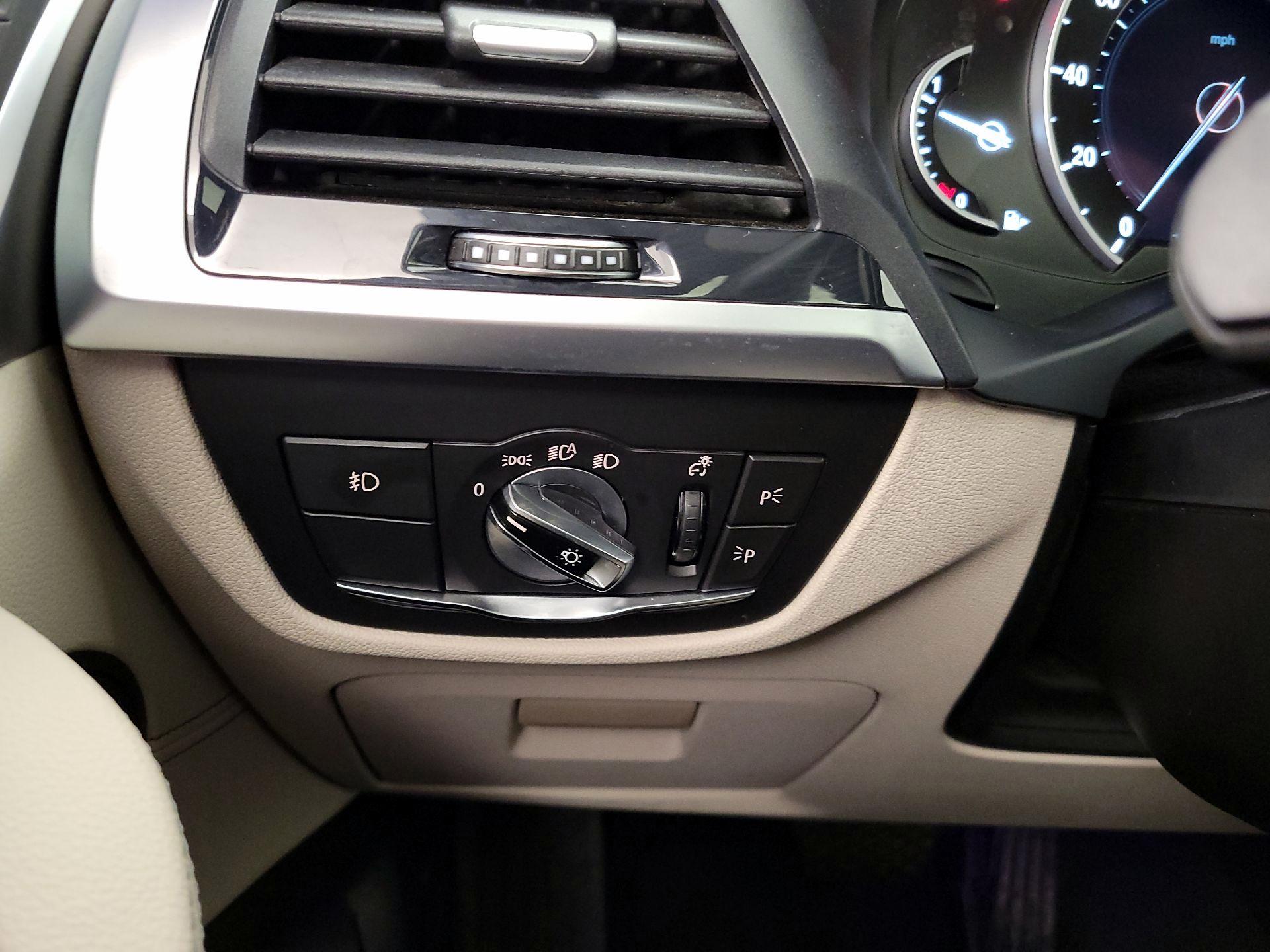 Thumbnail: 2019 BMW X3 - 13