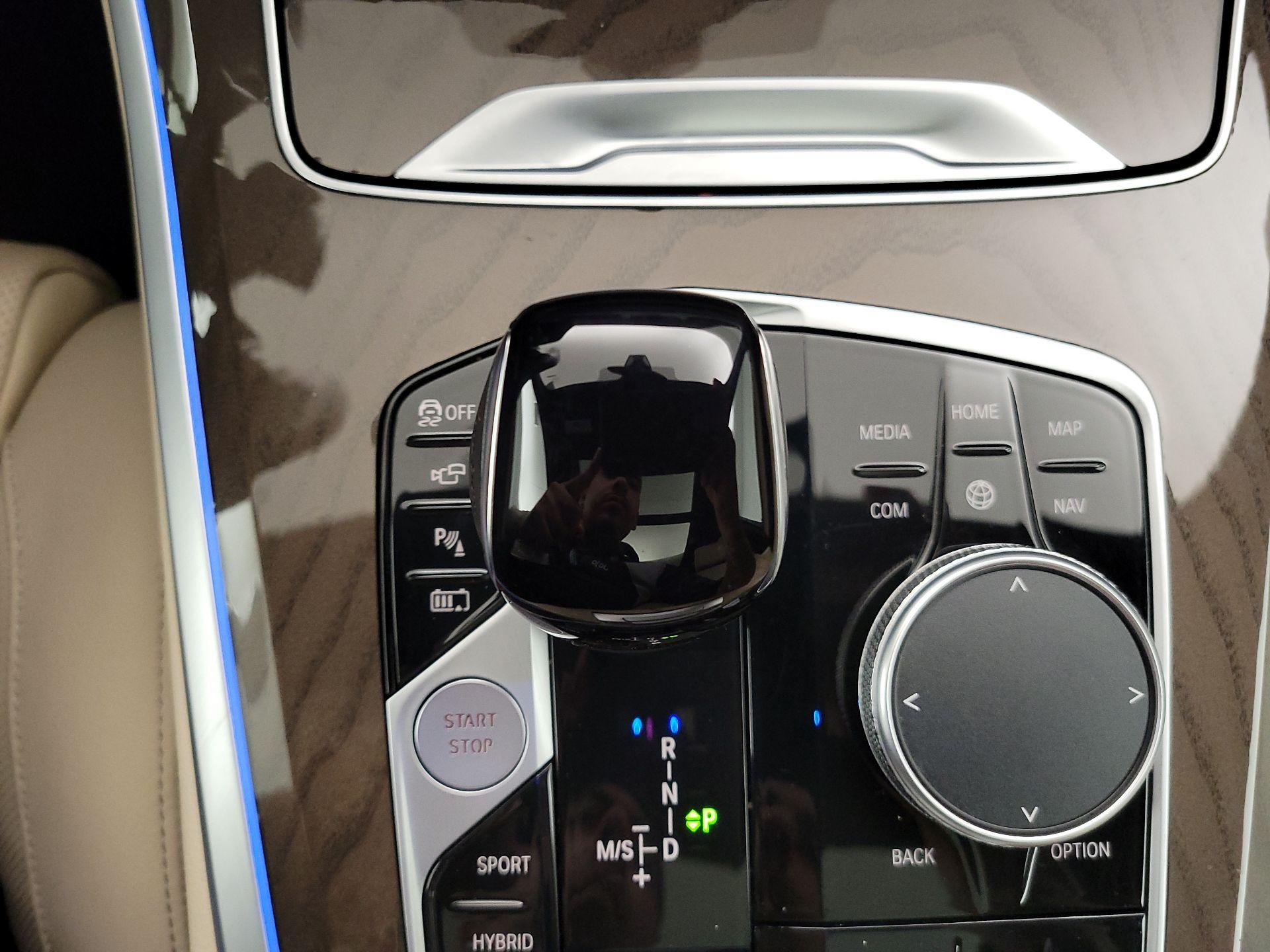 Thumbnail: 2022 BMW X5 - 17