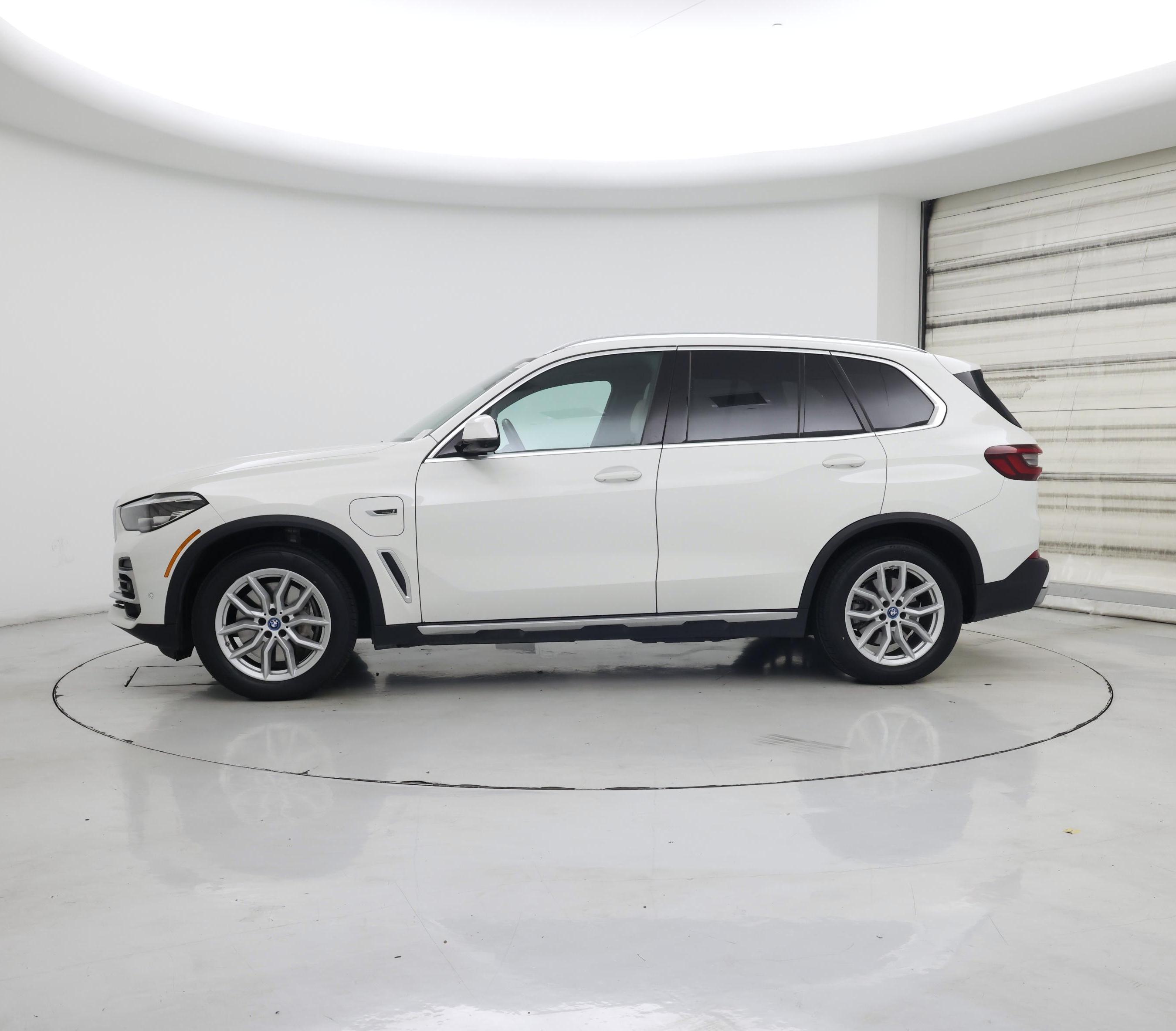 Thumbnail: 2022 BMW X5 - 3