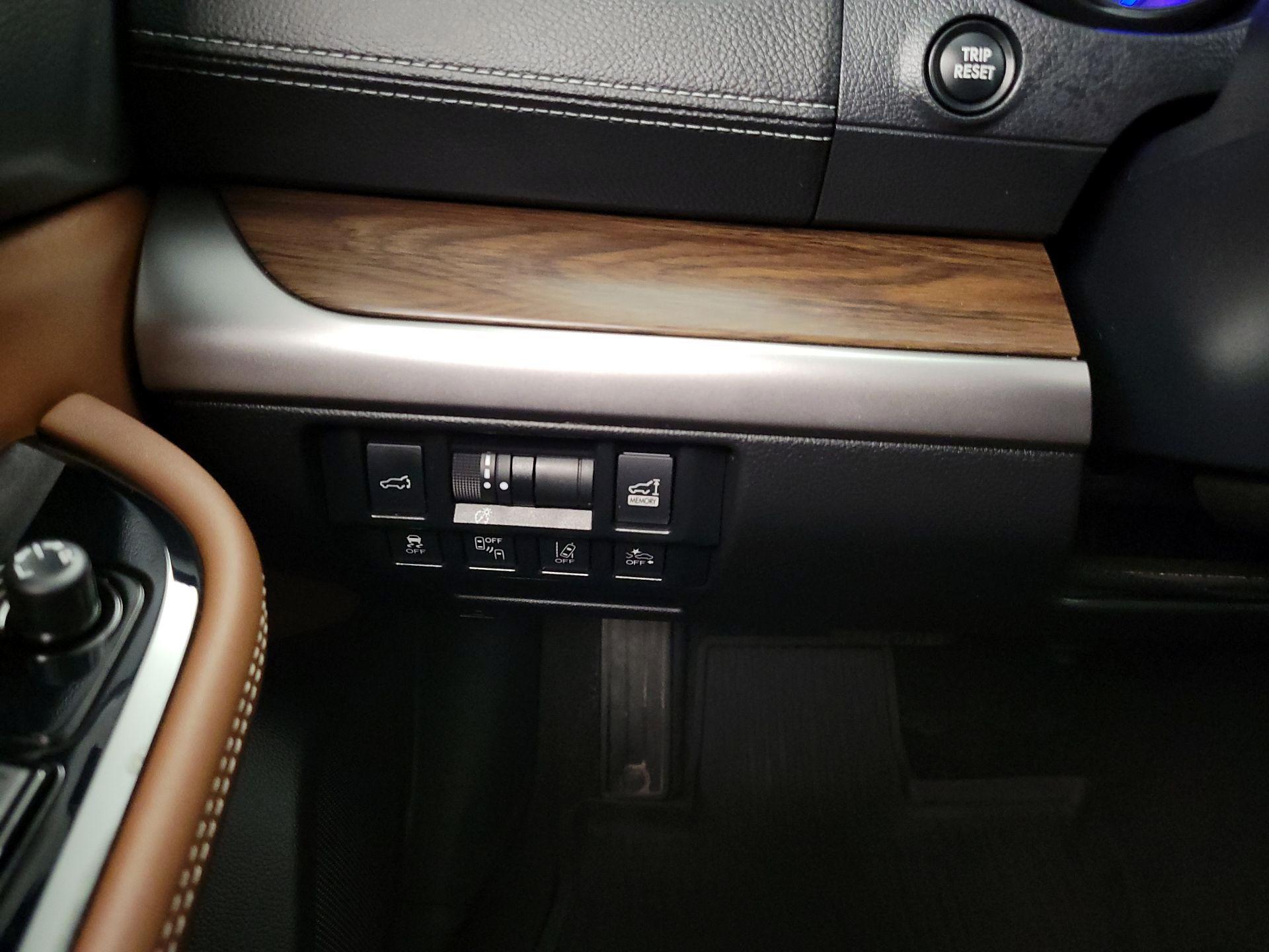 Thumbnail: 2018 Subaru Outback - 13