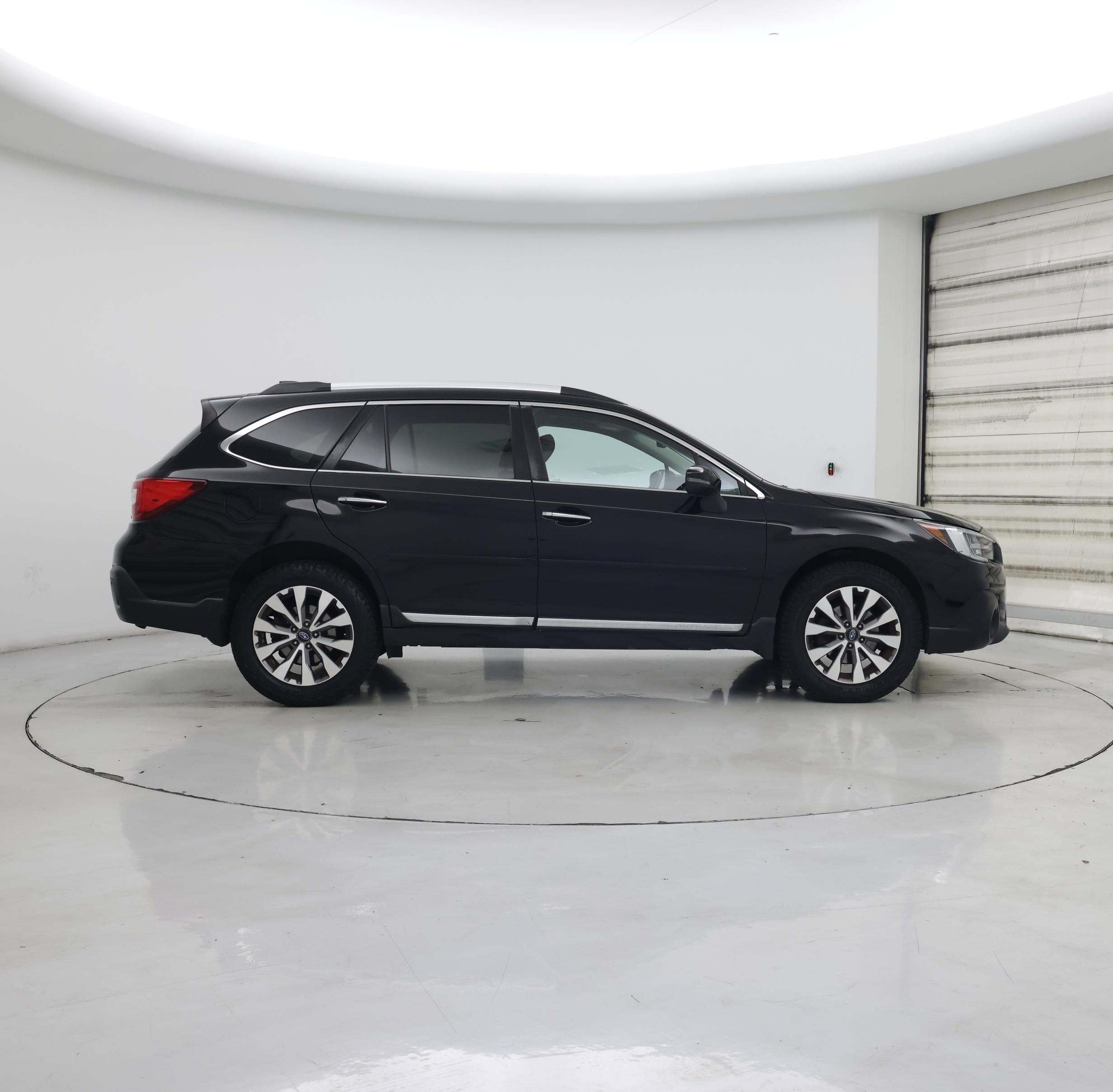 Thumbnail: 2018 Subaru Outback - 7