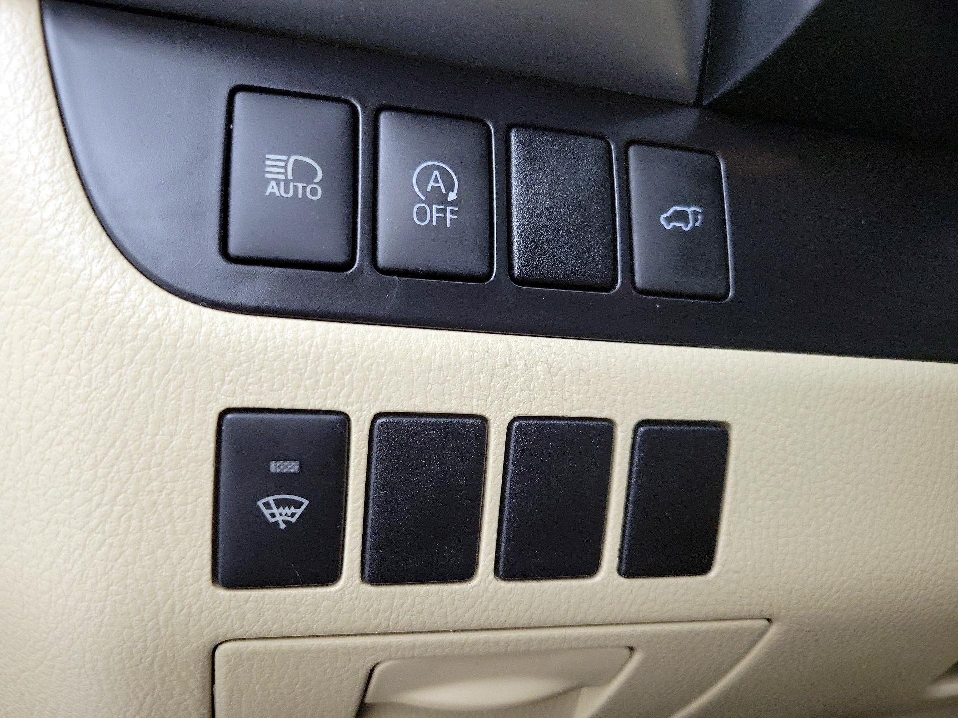 Thumbnail: 2019 Toyota Highlander - 13