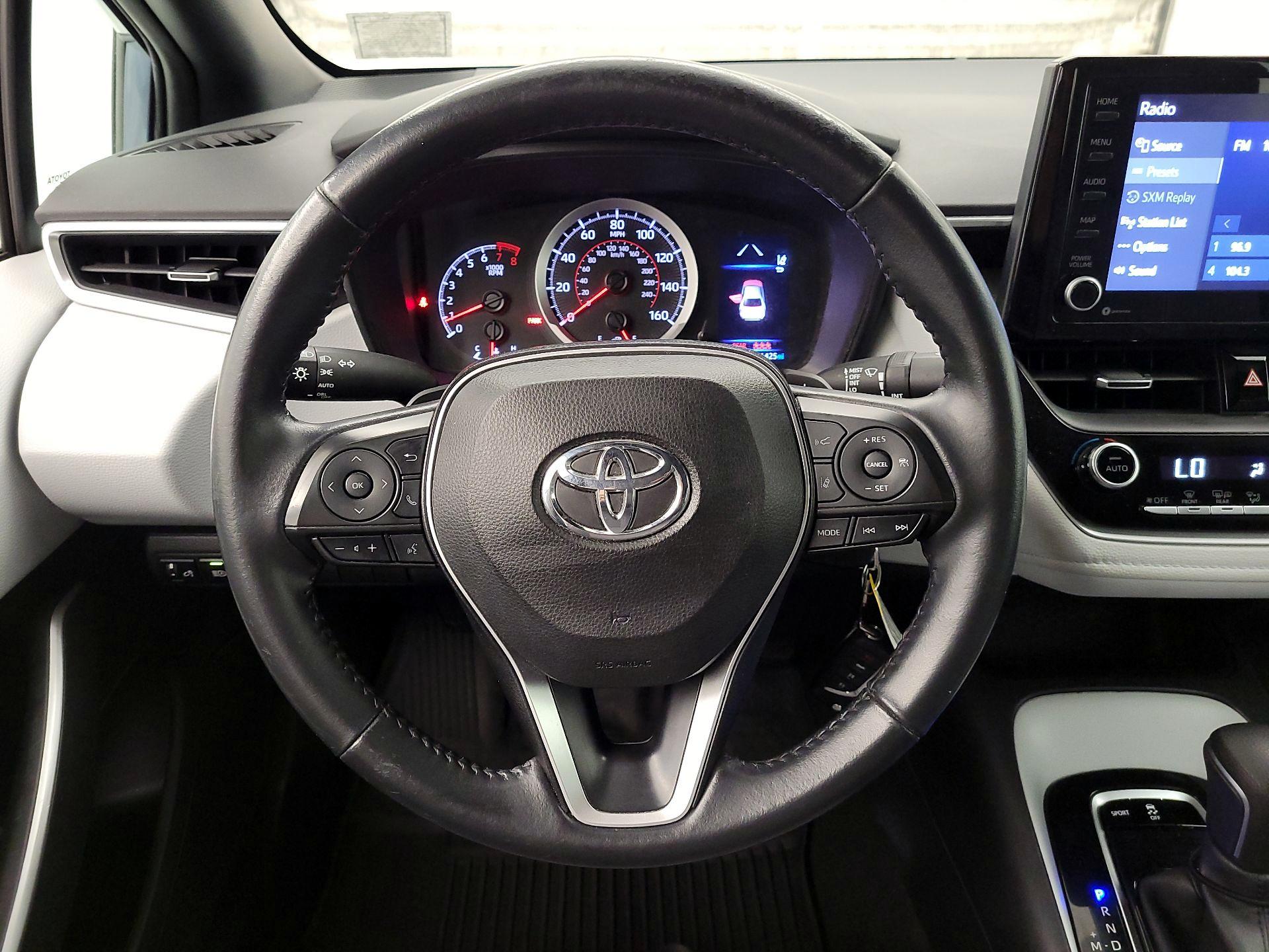 Thumbnail: 2022 Toyota Corolla - 10