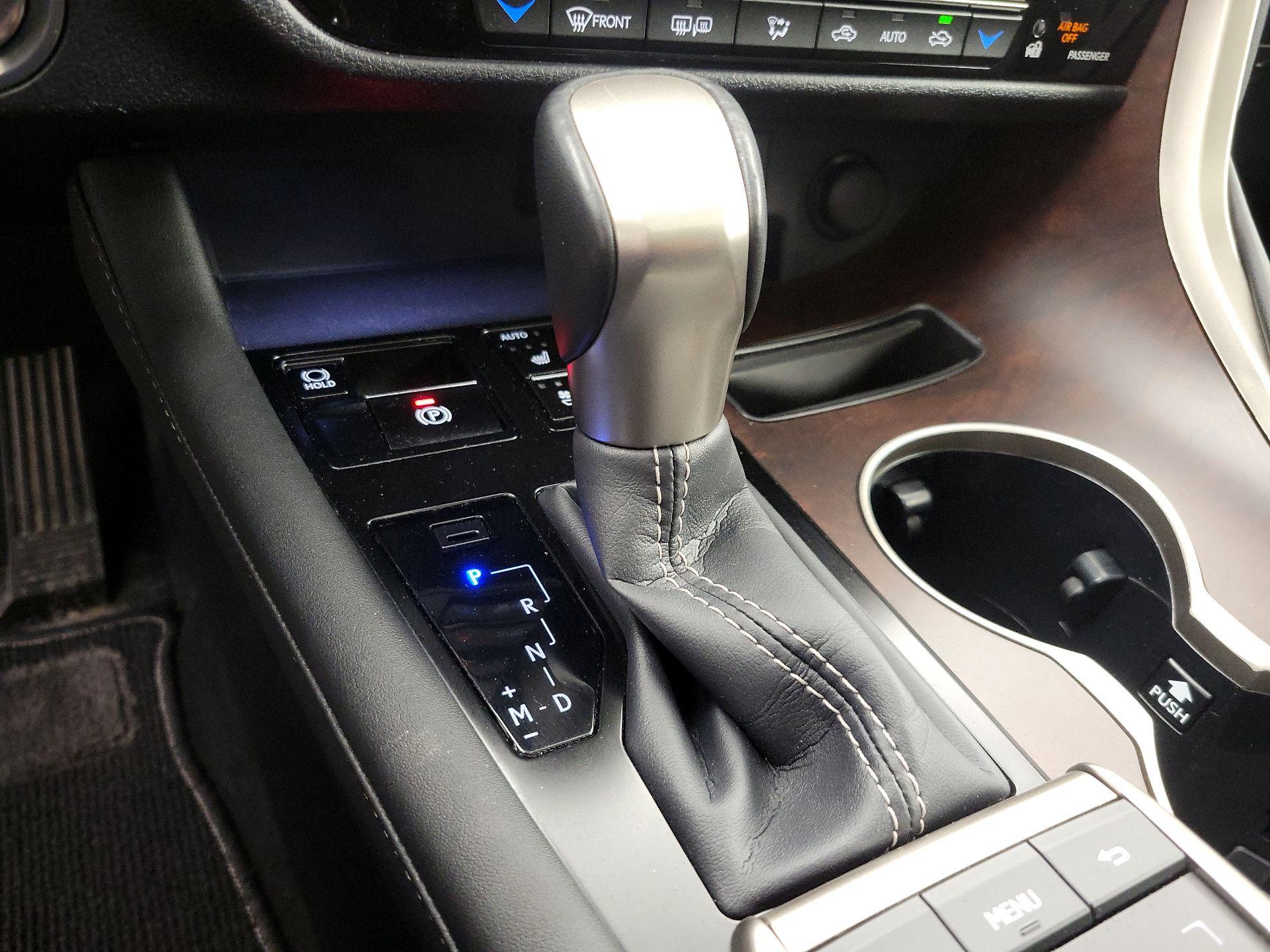 Thumbnail: 2020 Lexus RX - 17