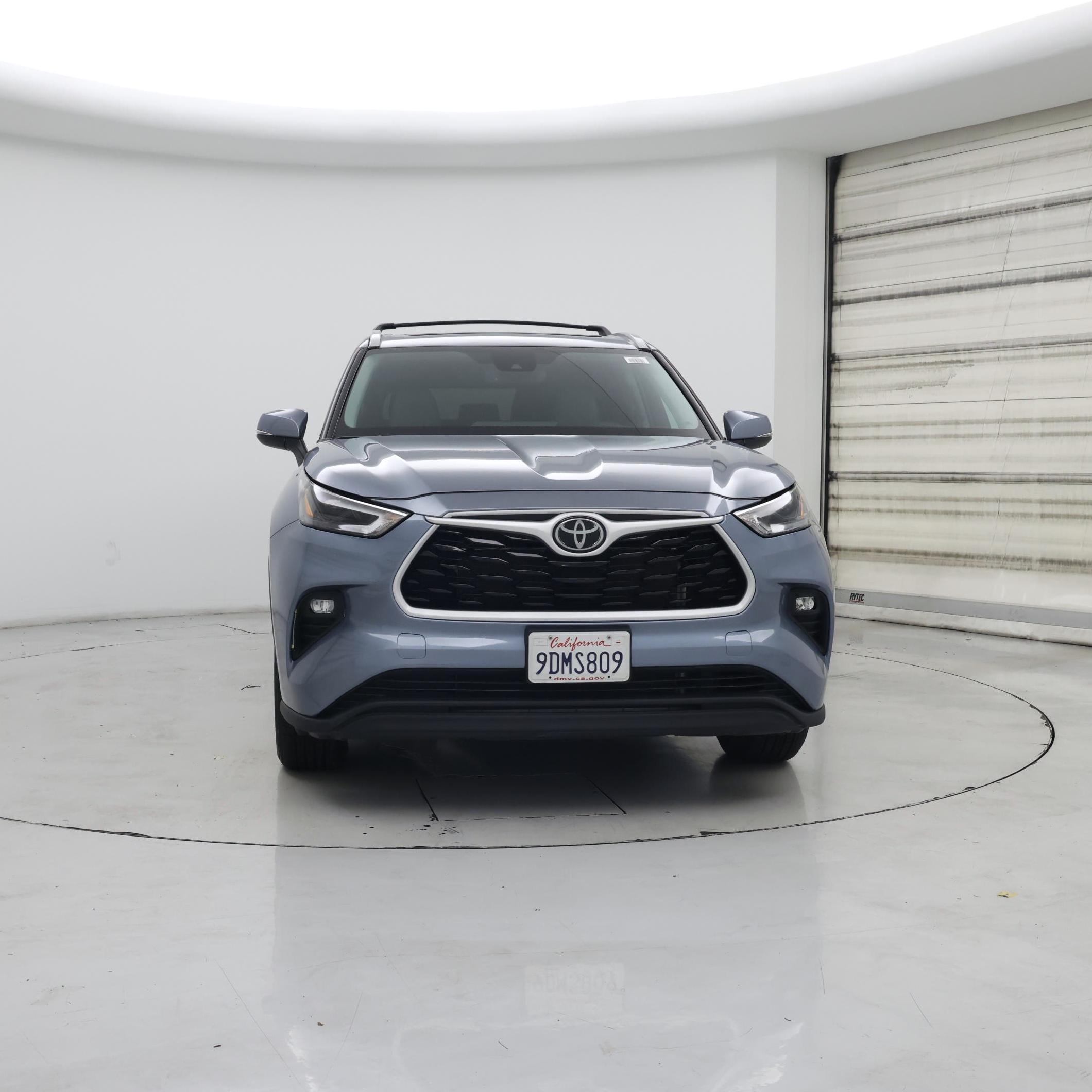 Thumbnail: 2023 Toyota Highlander - 5