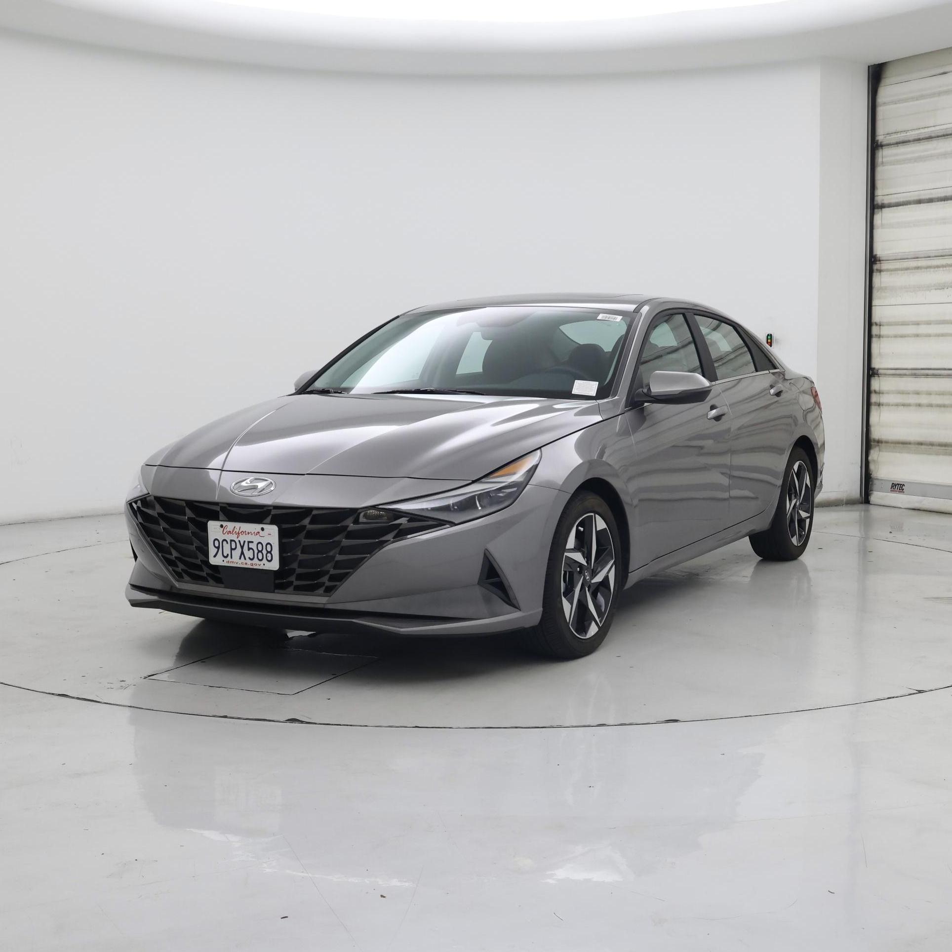 Thumbnail: 2023 Hyundai Elantra - 4