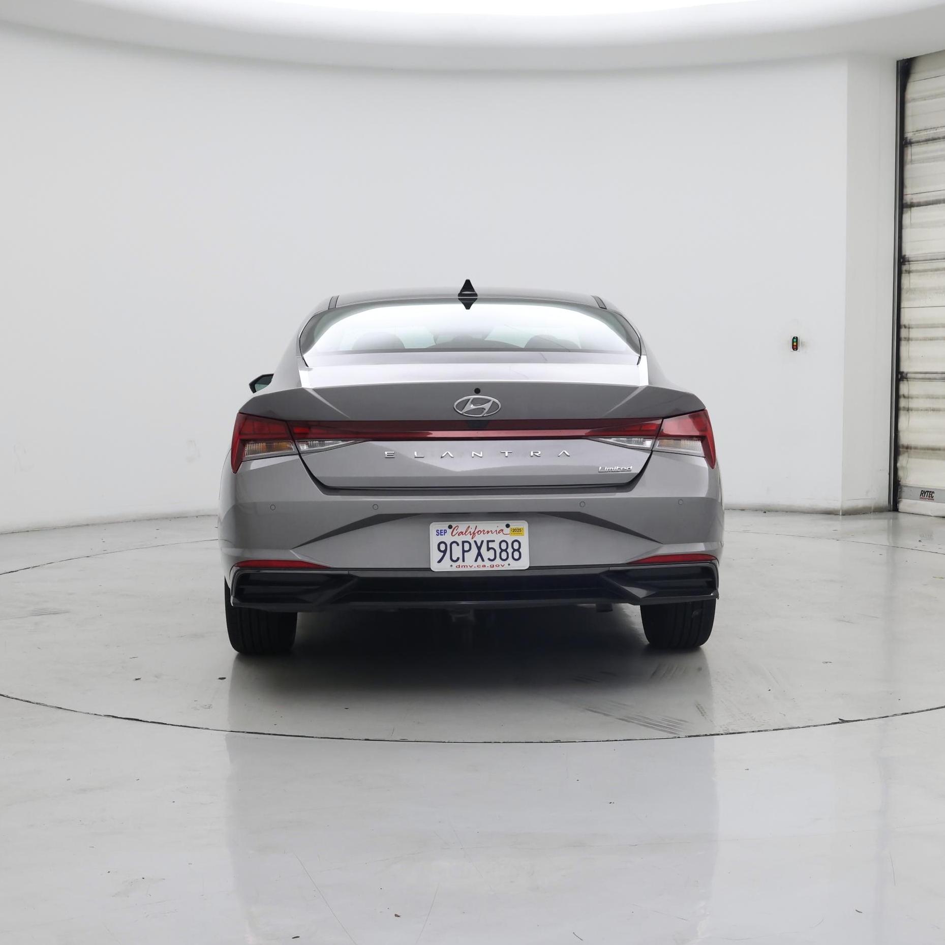 Thumbnail: 2023 Hyundai Elantra - 6