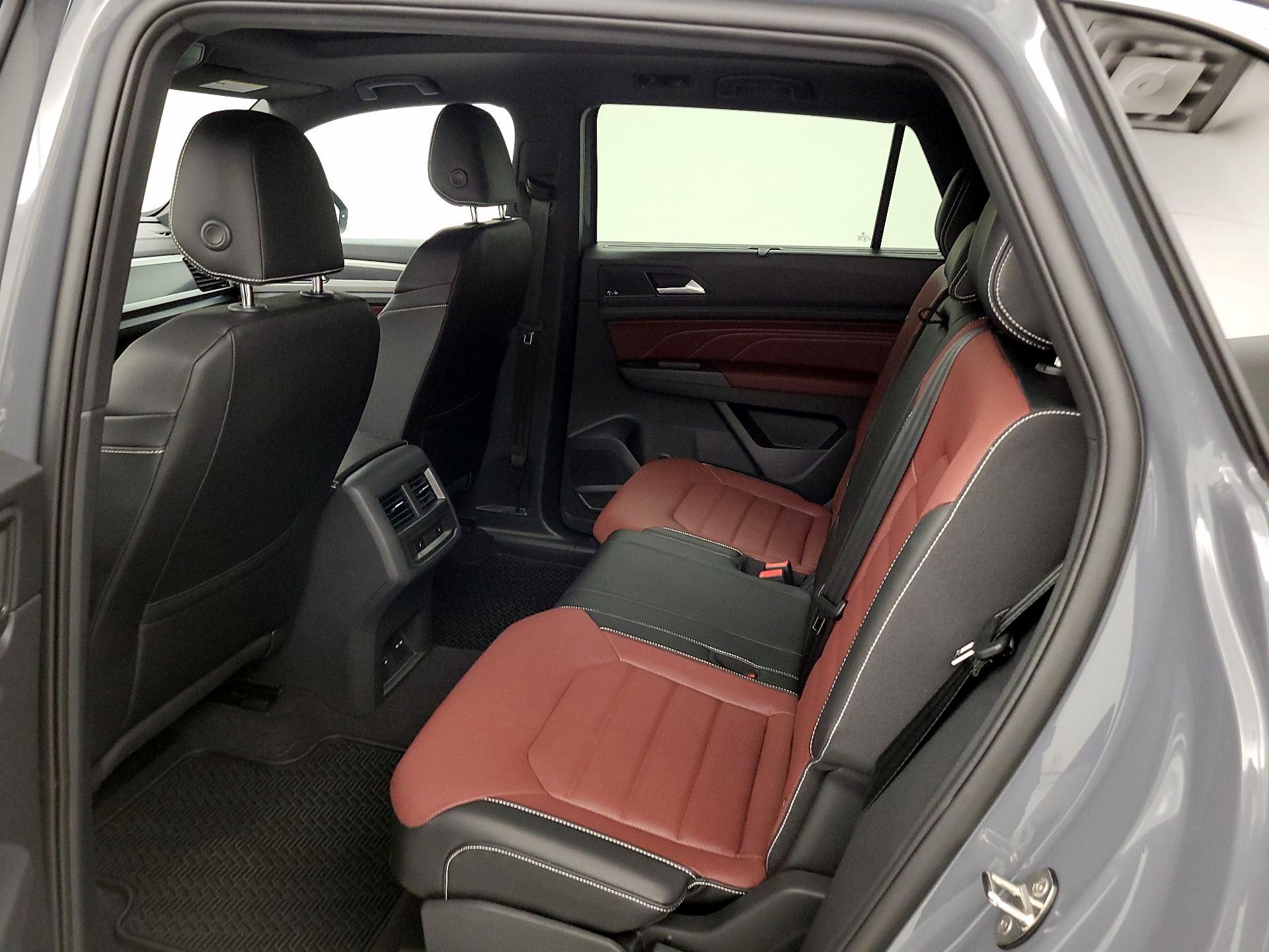 Thumbnail: 2021 Volkswagen Atlas - 20