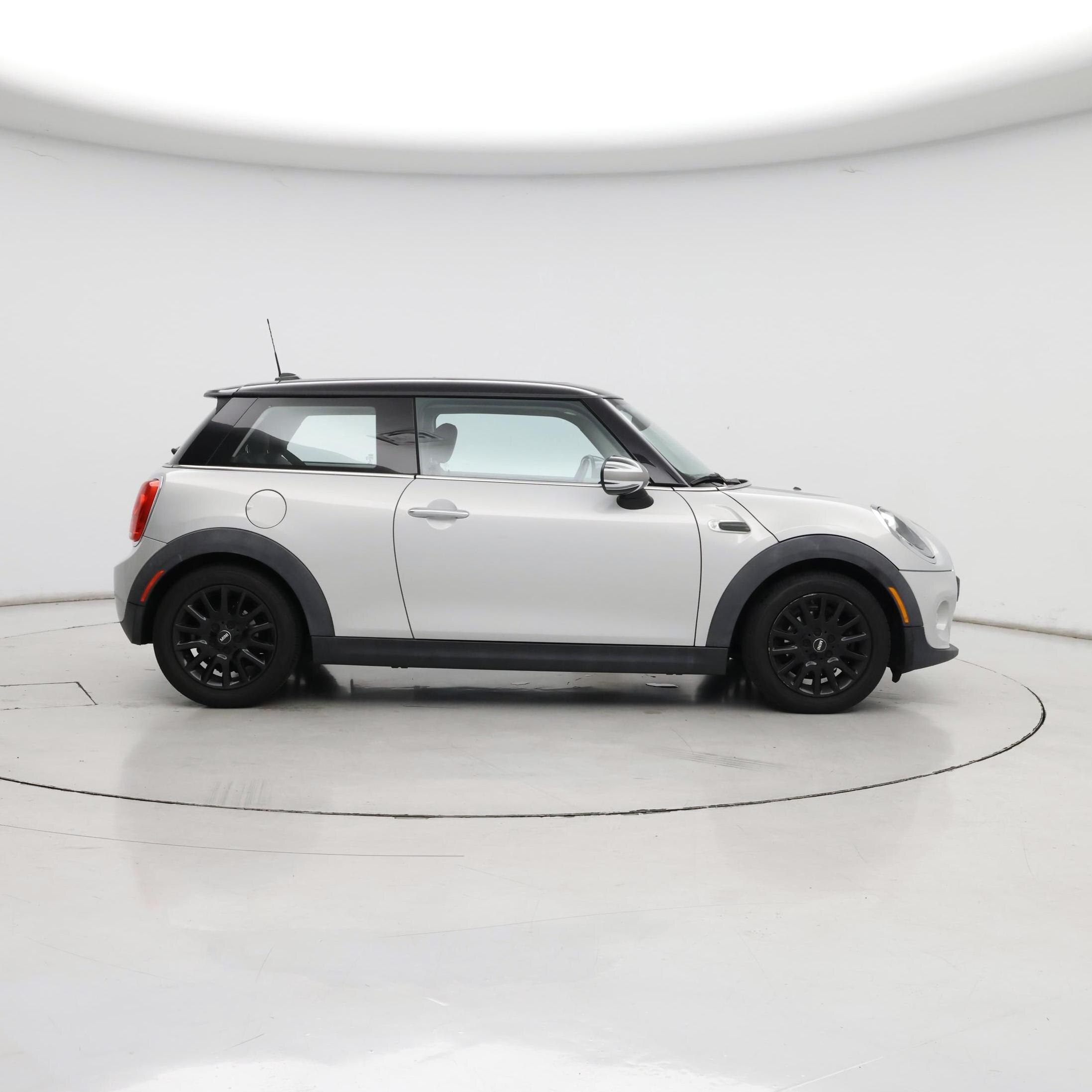 Thumbnail: 2016 MINI Cooper Hardtop - 7