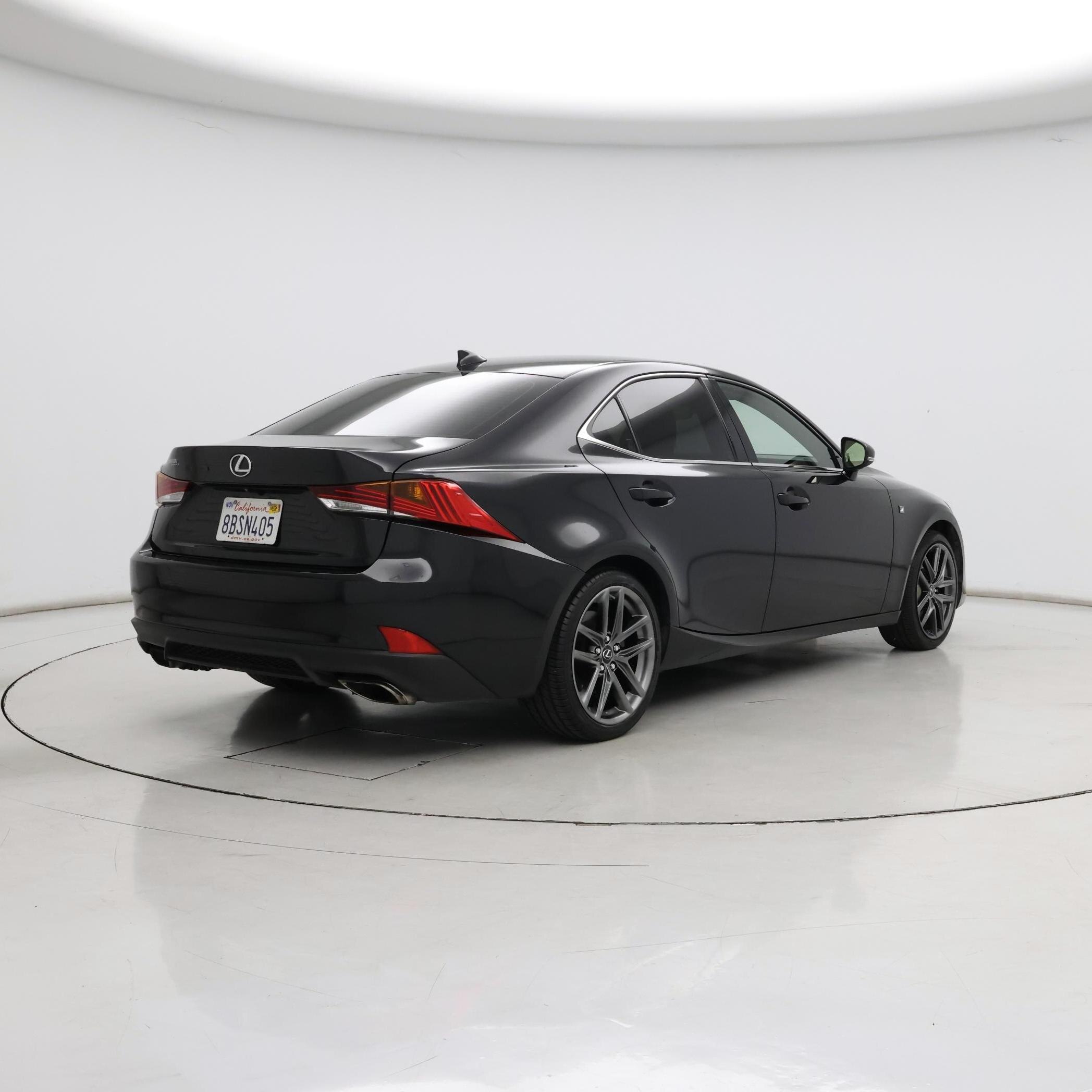 Thumbnail: 2017 Lexus IS - 8