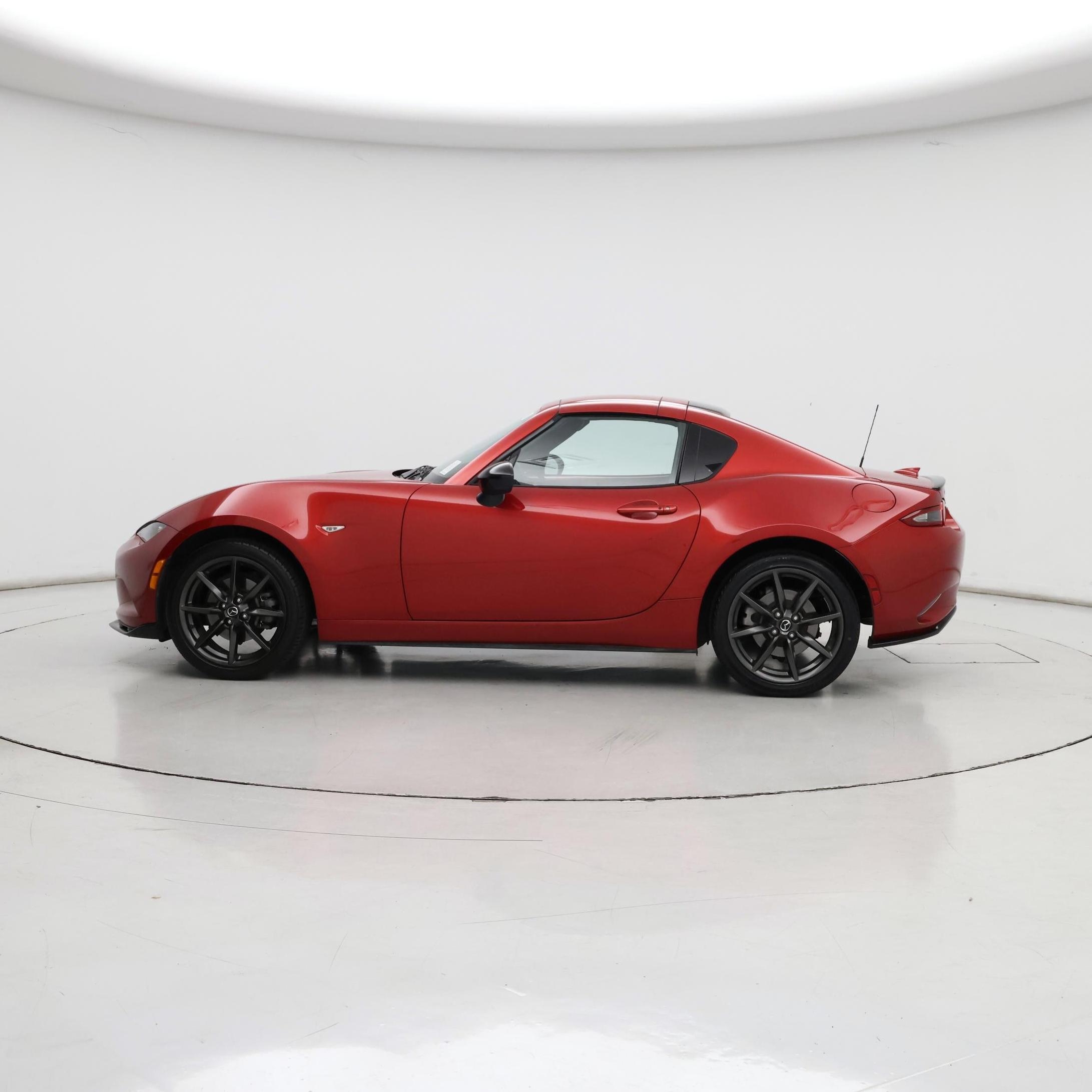 Thumbnail: 2017 Mazda MX-5 Miata - 3
