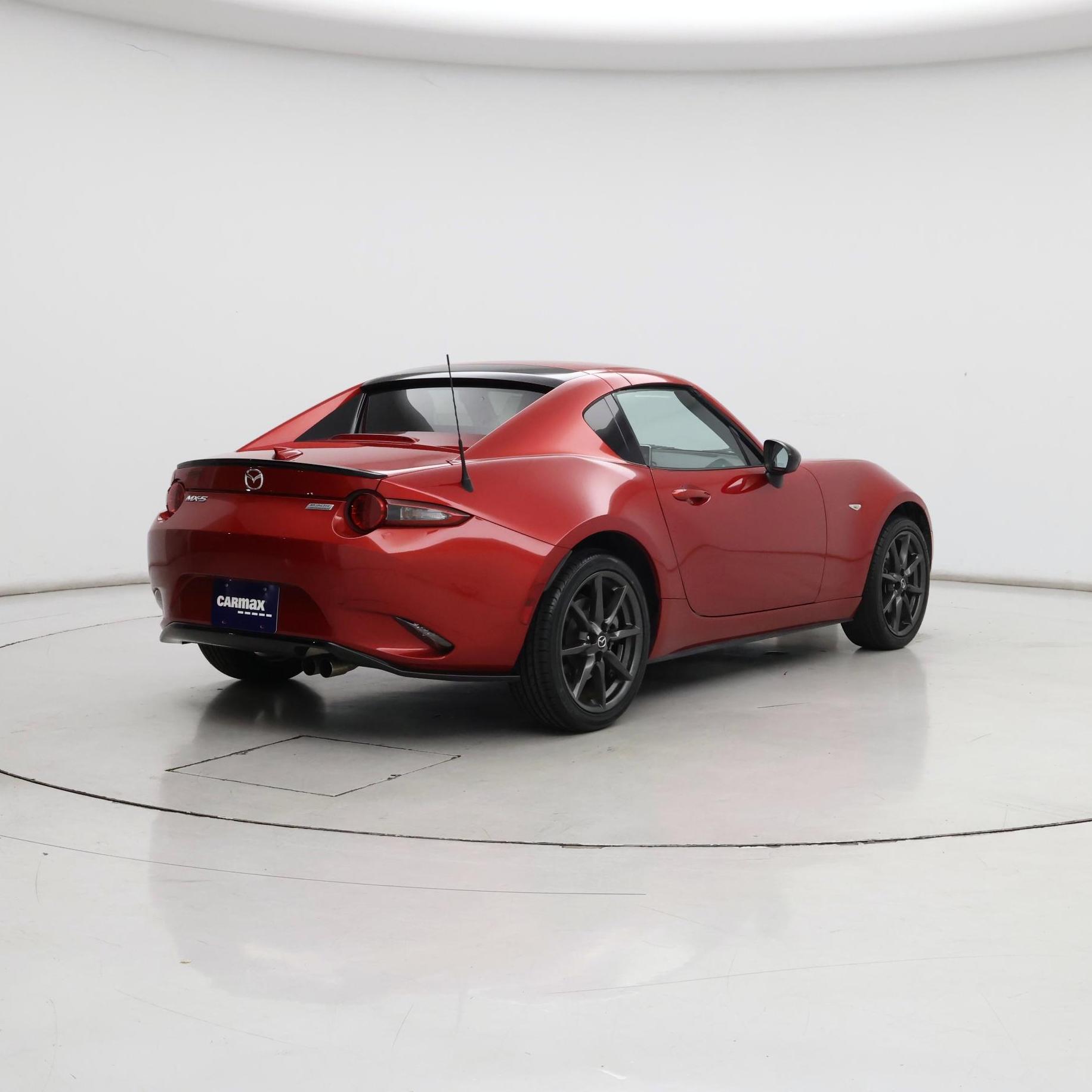 Thumbnail: 2017 Mazda MX-5 Miata - 8