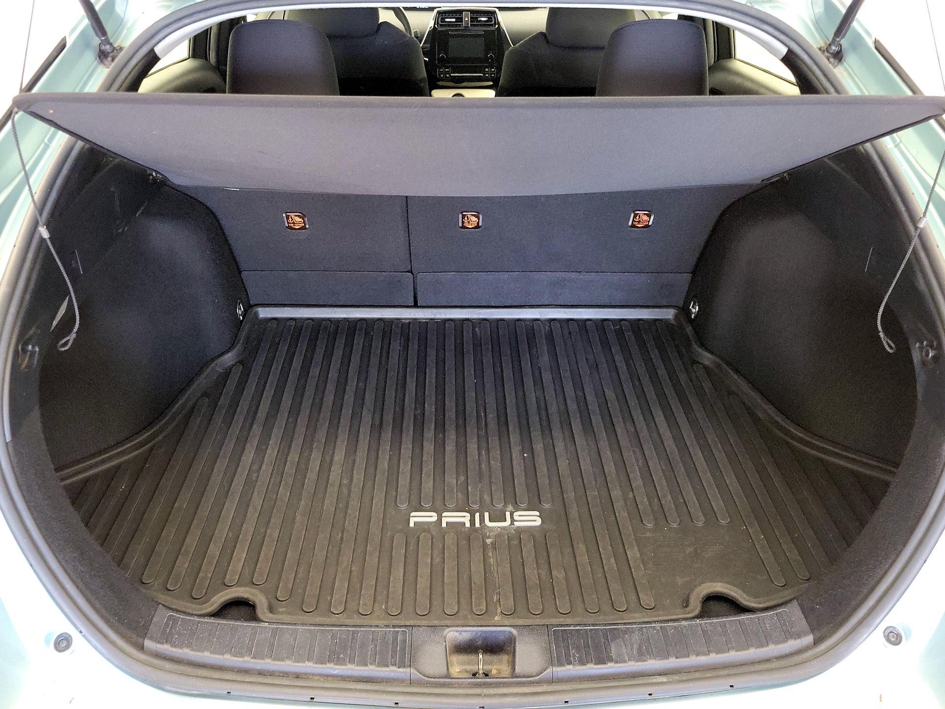 Thumbnail: 2016 Toyota Prius - 20