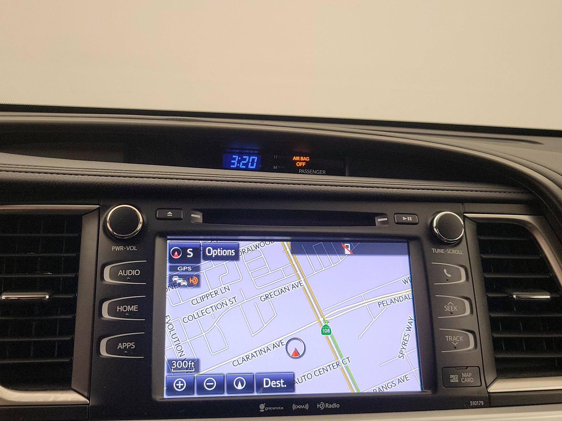 Thumbnail: 2018 Toyota Highlander - 14