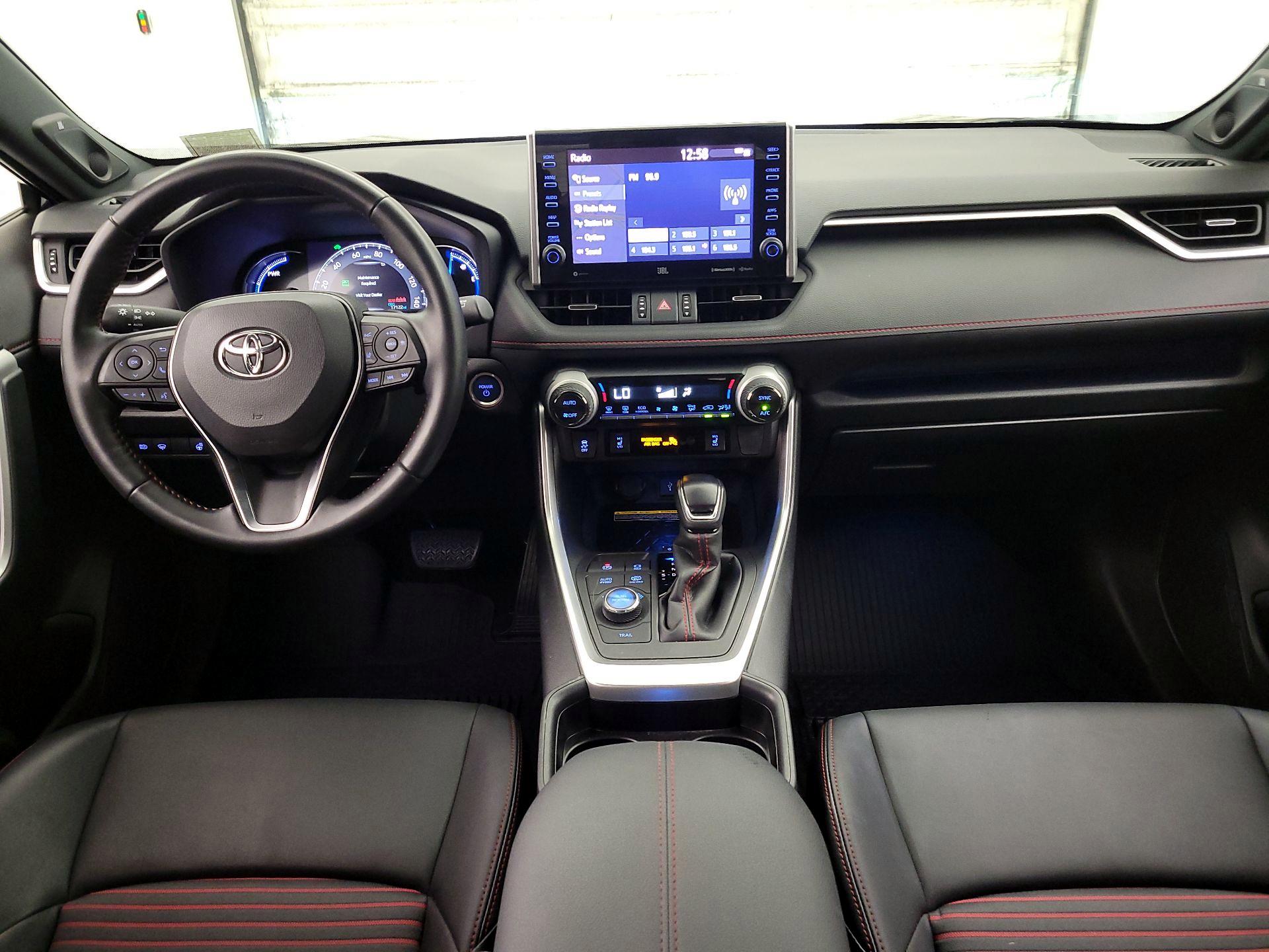 Thumbnail: 2021 Toyota RAV4 - 9
