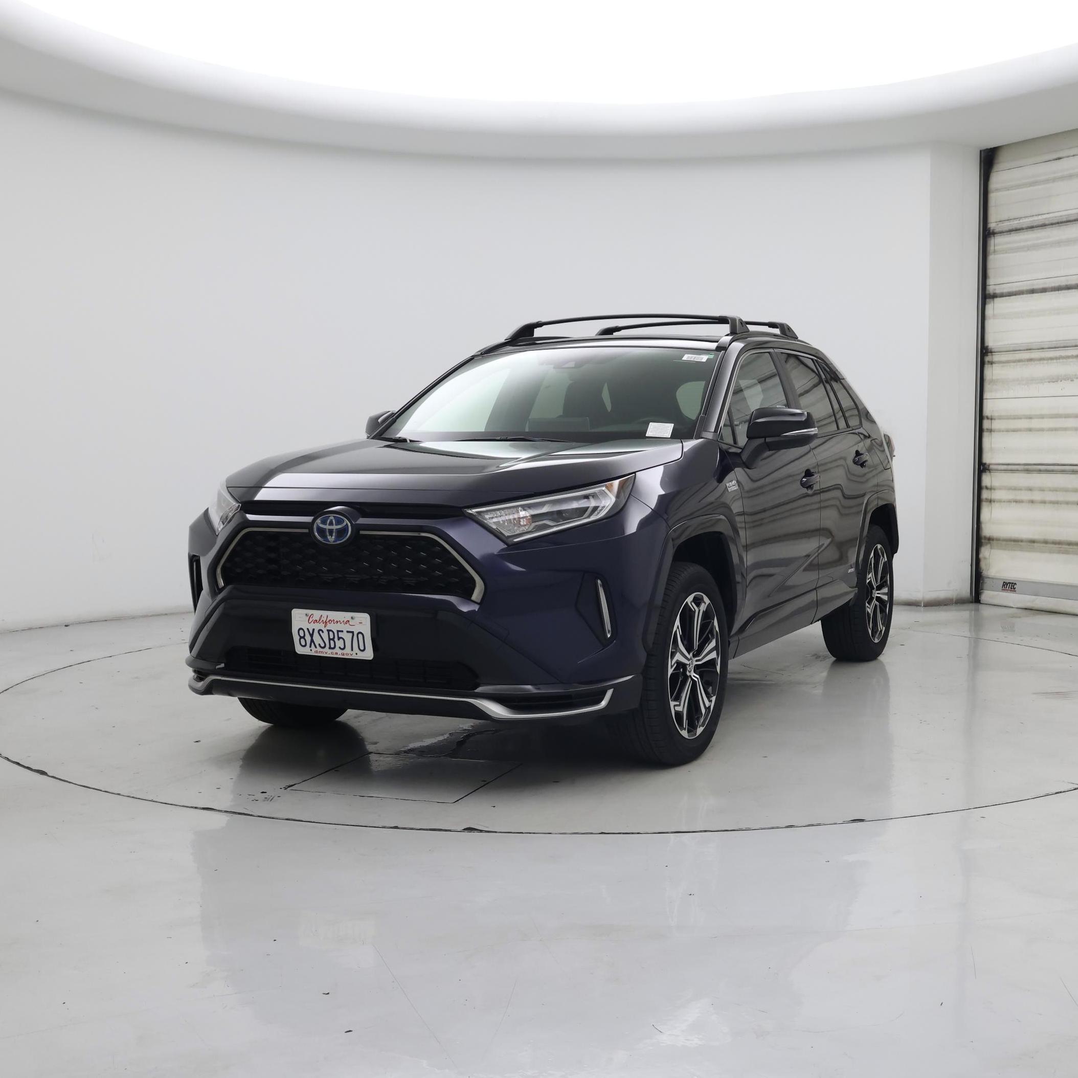 Thumbnail: 2021 Toyota RAV4 - 4