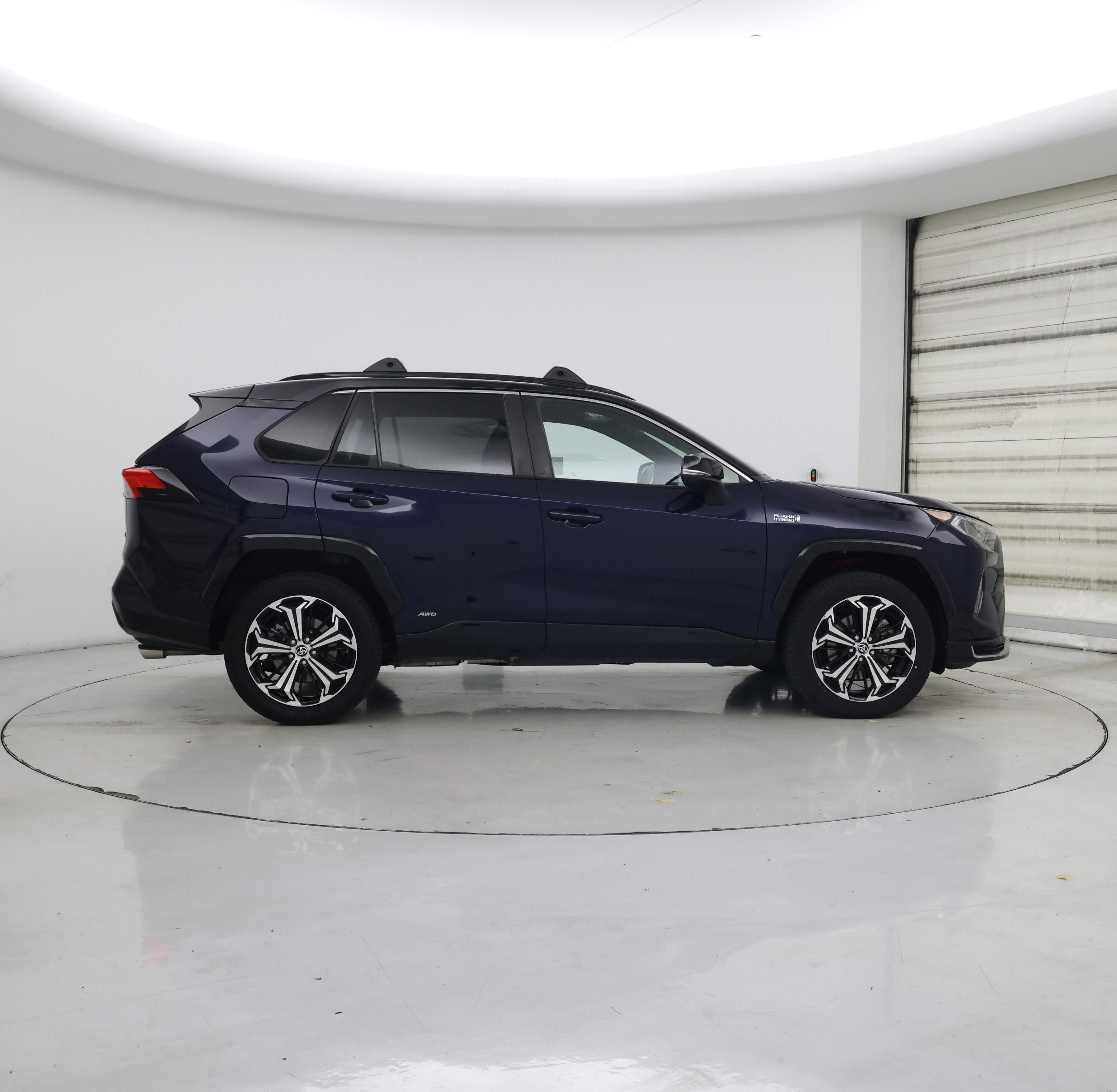 Thumbnail: 2021 Toyota RAV4 - 7