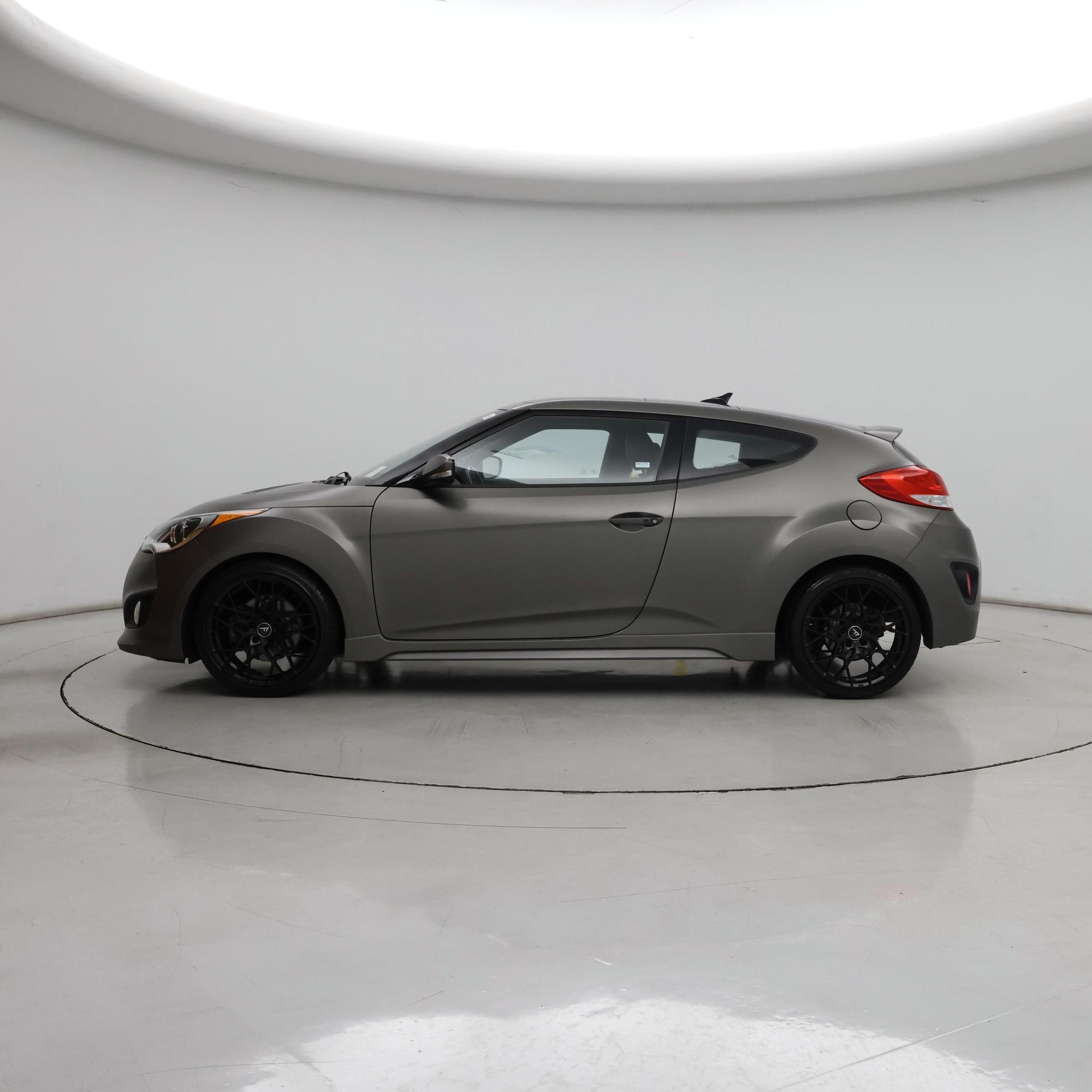 Thumbnail: 2015 Hyundai Veloster - 3