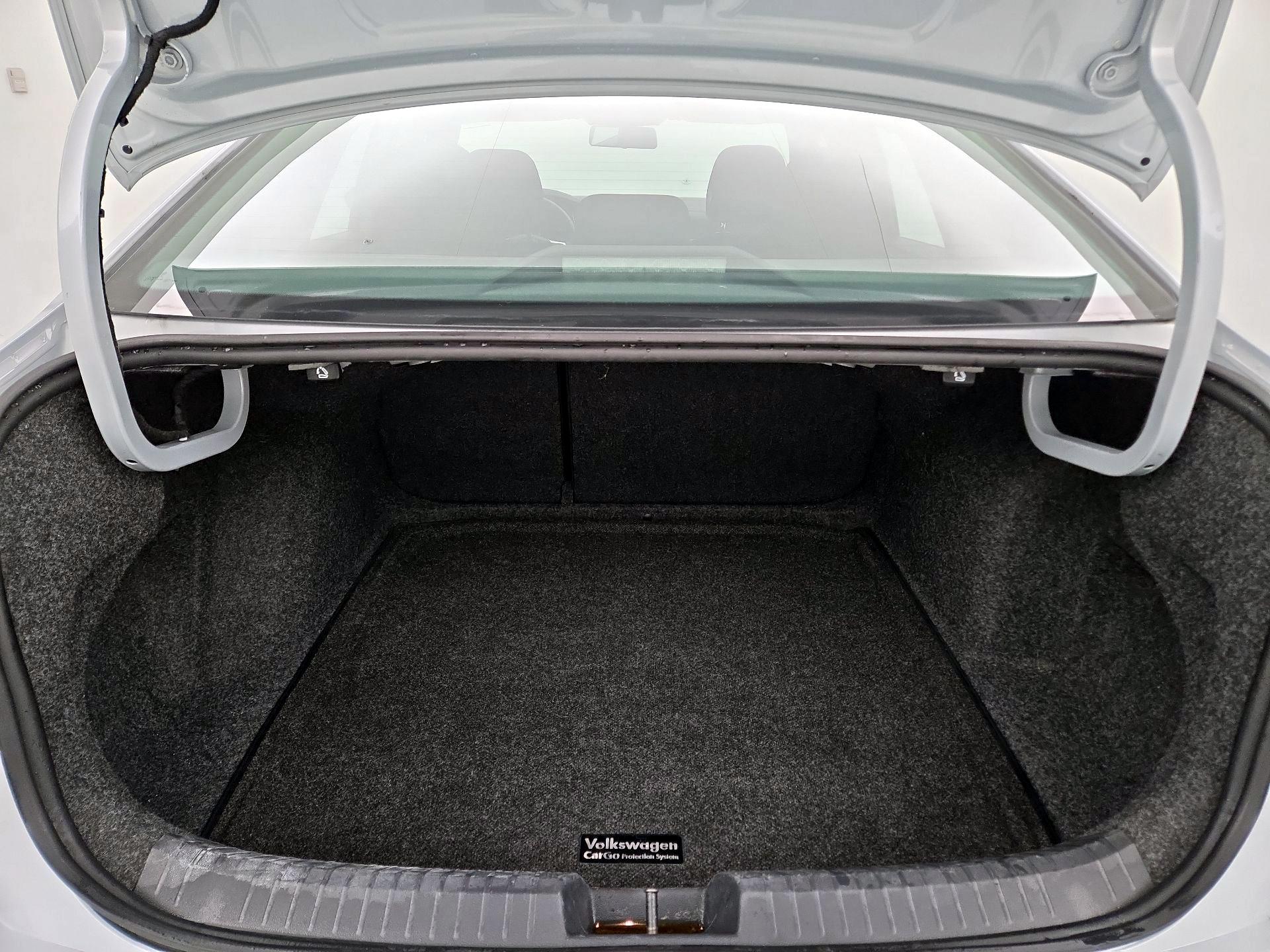 Thumbnail: 2019 Volkswagen Jetta - 20