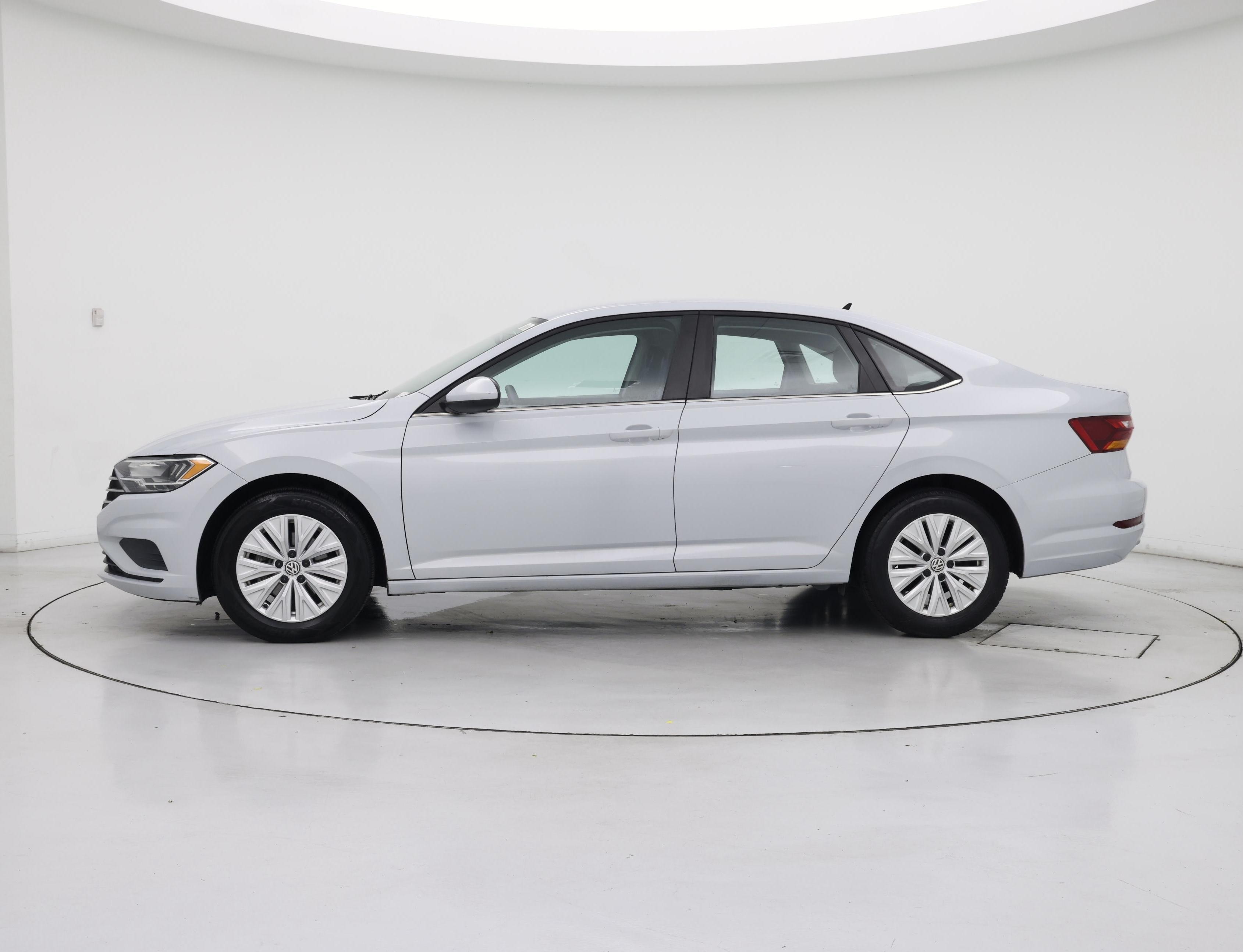 Thumbnail: 2019 Volkswagen Jetta - 3