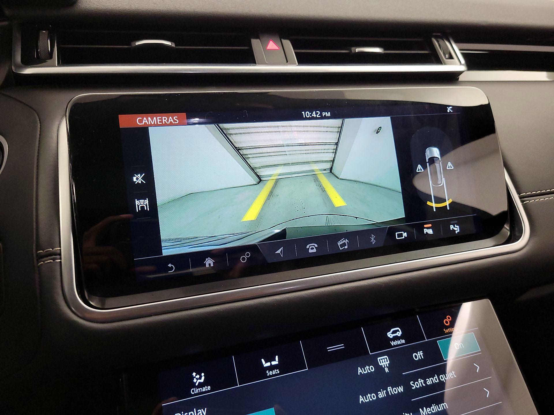 Thumbnail: 2020 Land Rover Range Rover Velar - 14