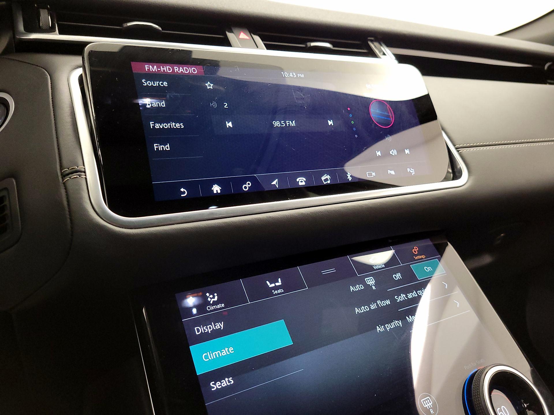 Thumbnail: 2020 Land Rover Range Rover Velar - 15