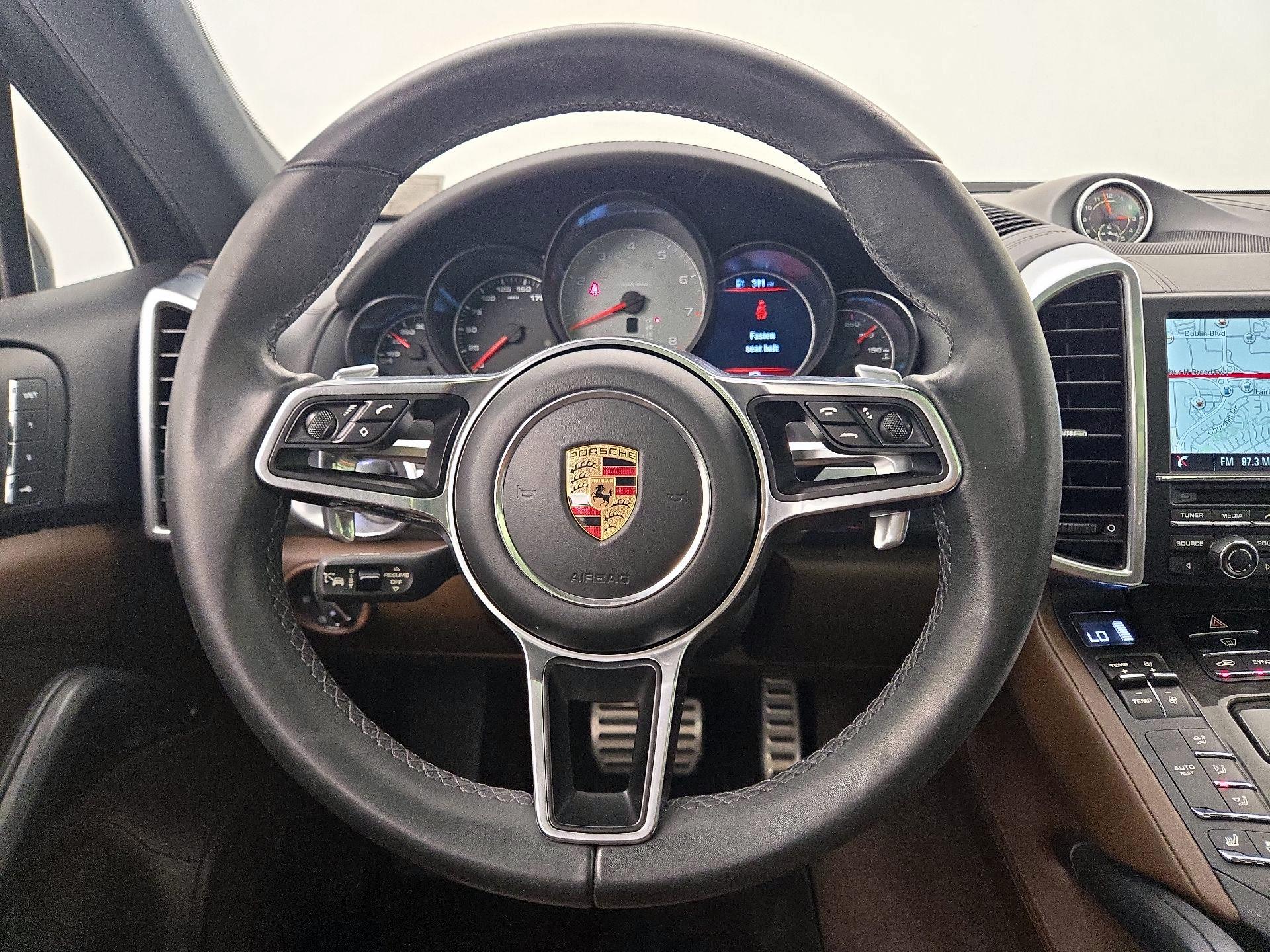 Thumbnail: 2016 Porsche Cayenne - 10