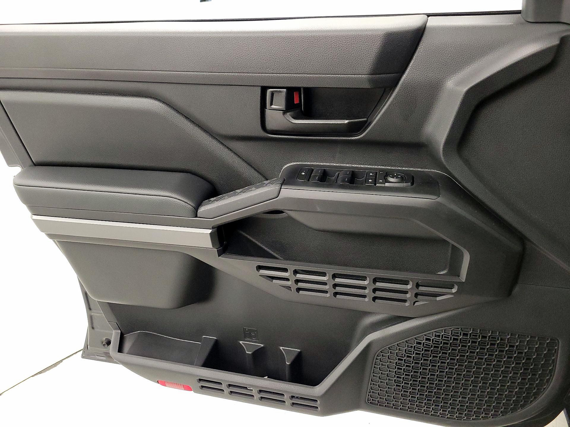 Thumbnail: 2025 Toyota Tacoma - 12