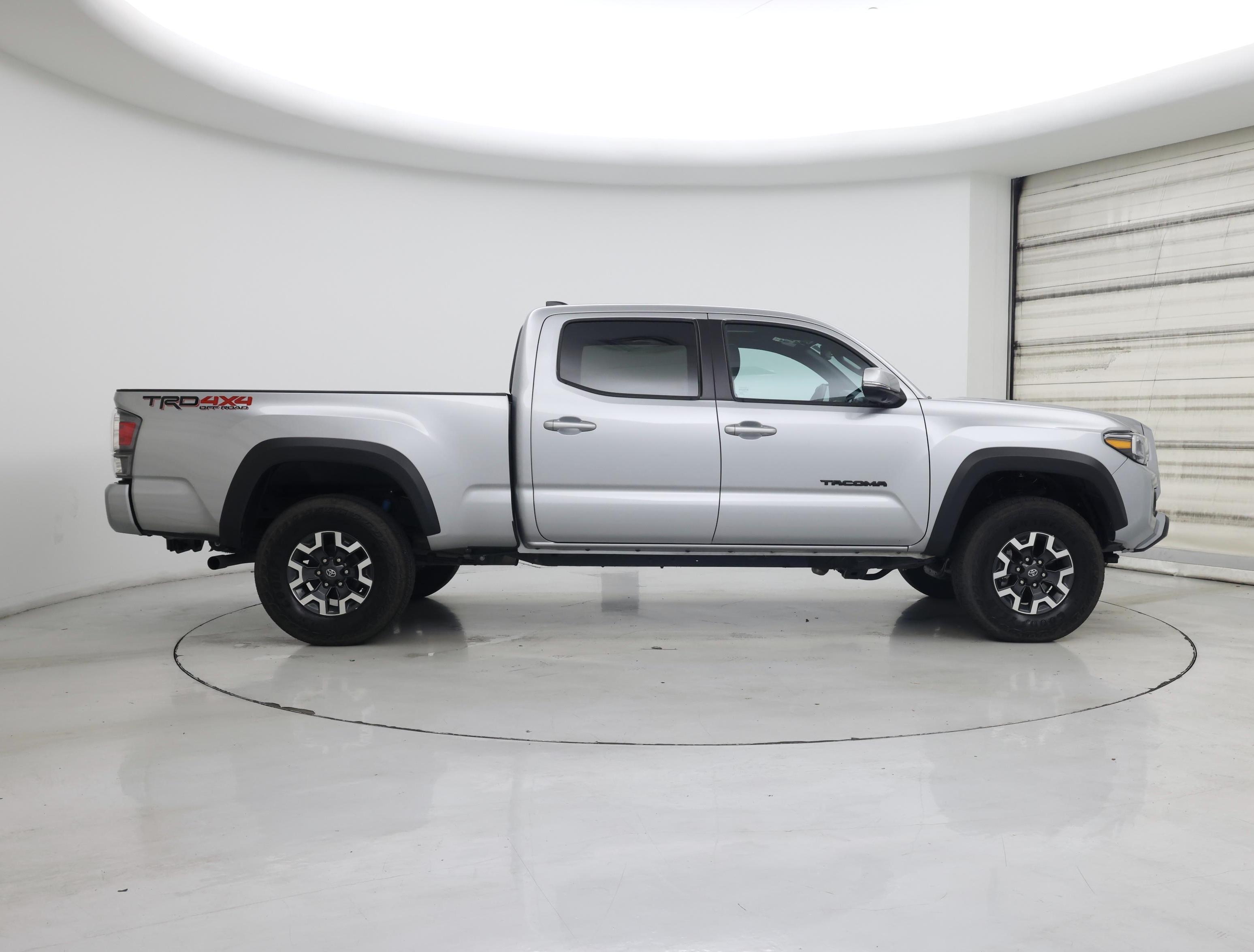 Thumbnail: 2023 Toyota Tacoma - 7