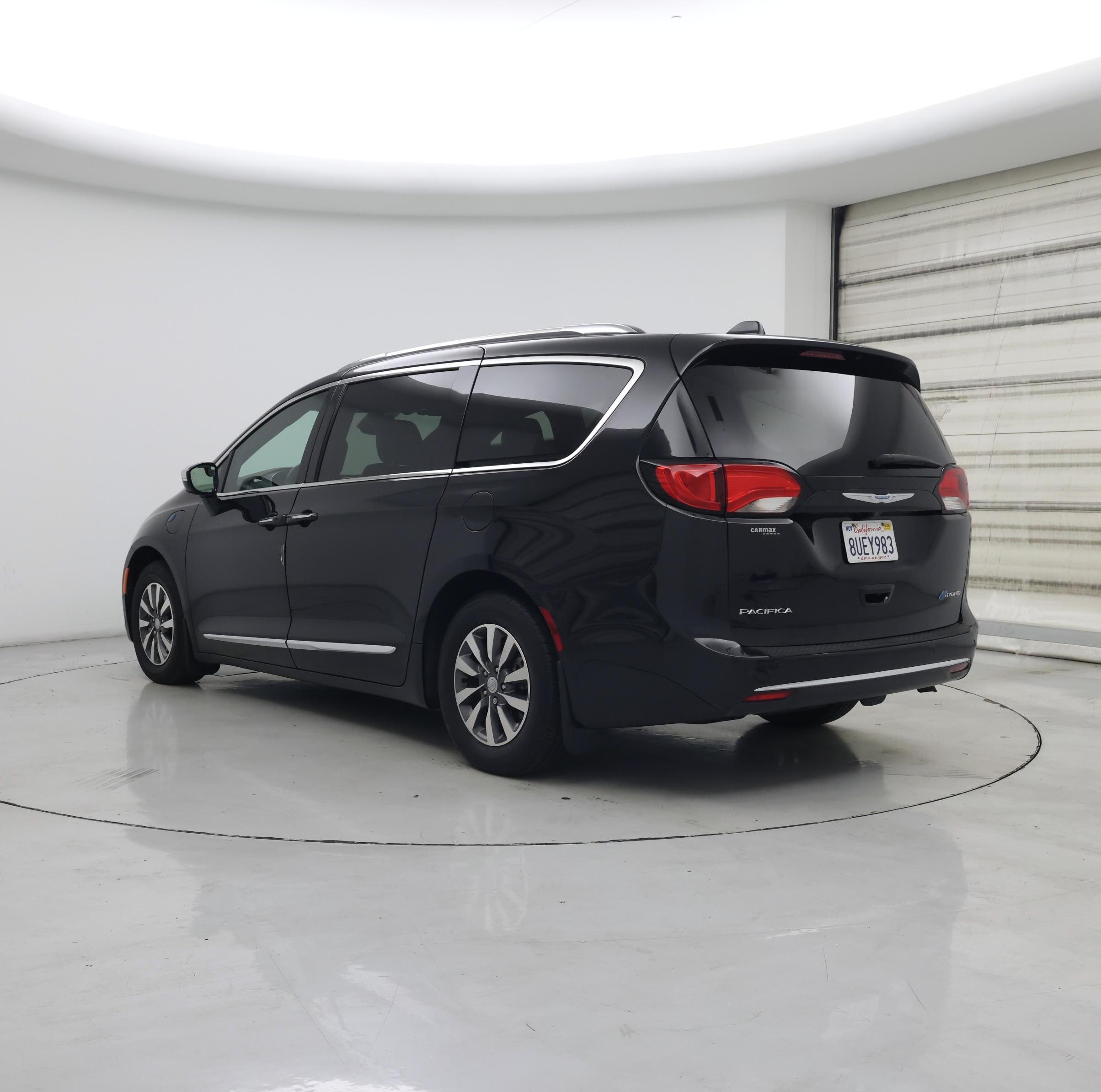 Thumbnail: 2020 Chrysler Pacifica - 2