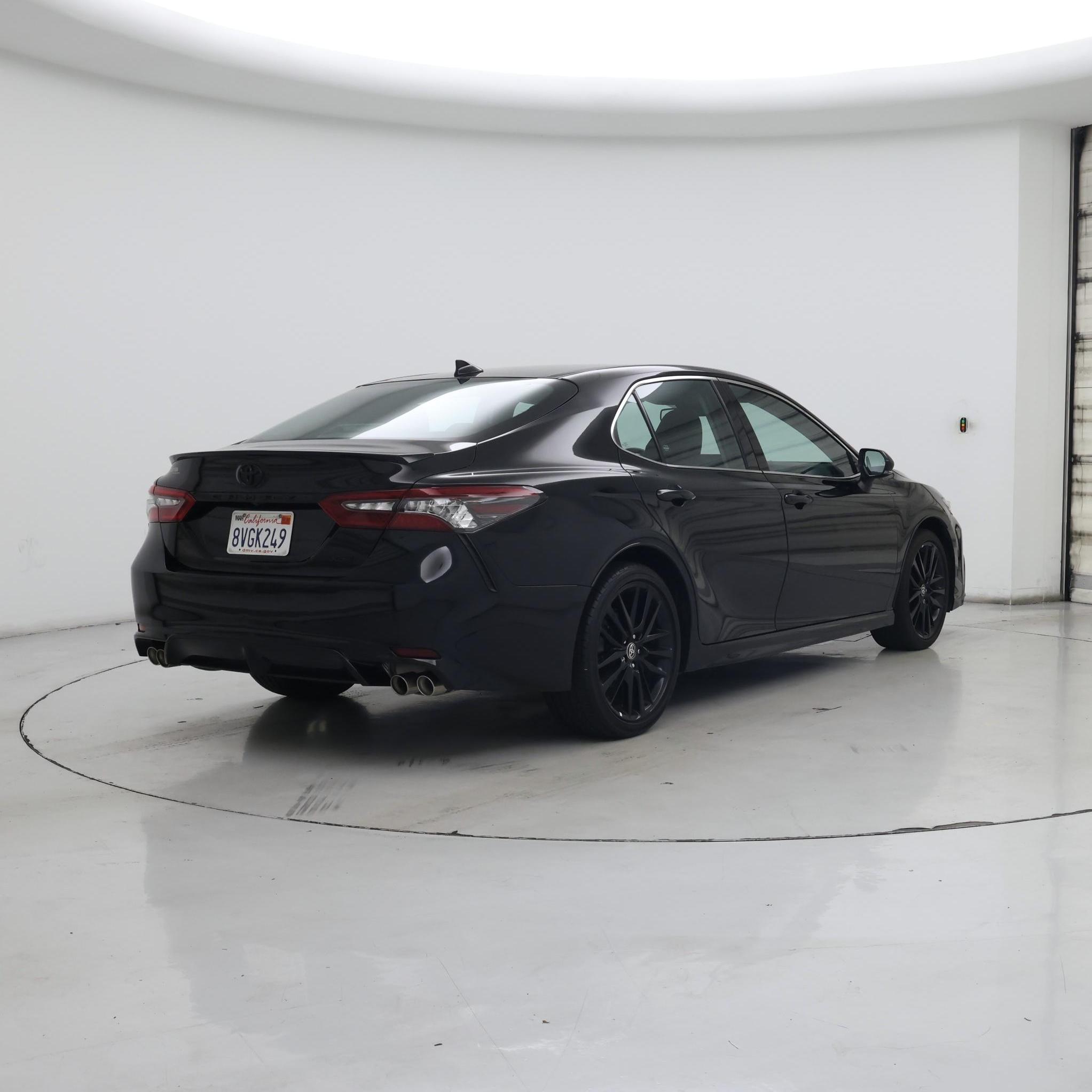 Thumbnail: 2021 Toyota Camry - 8