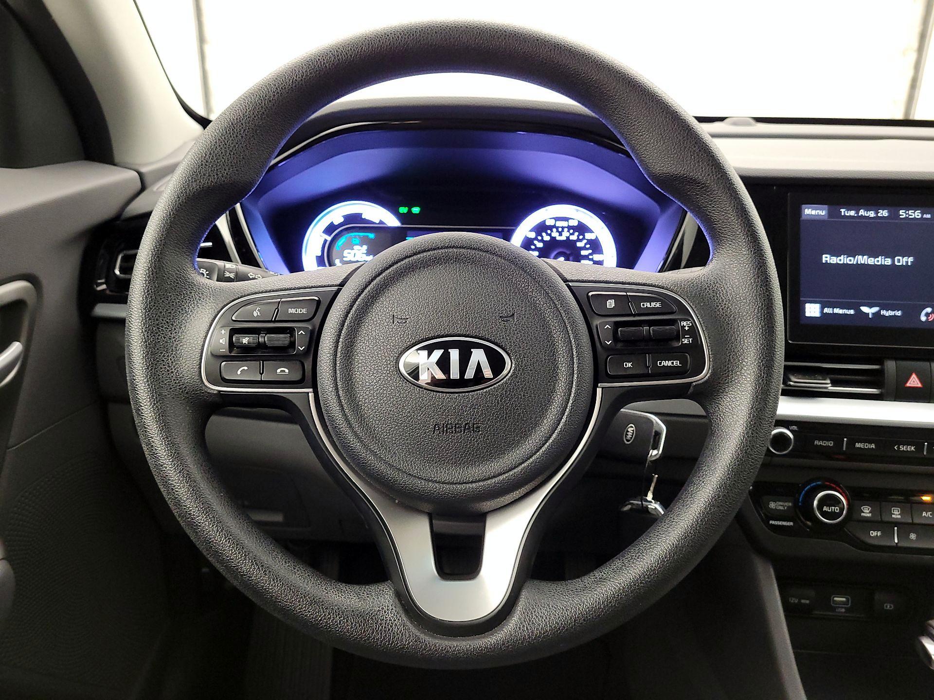 Thumbnail: 2021 Kia Niro - 10