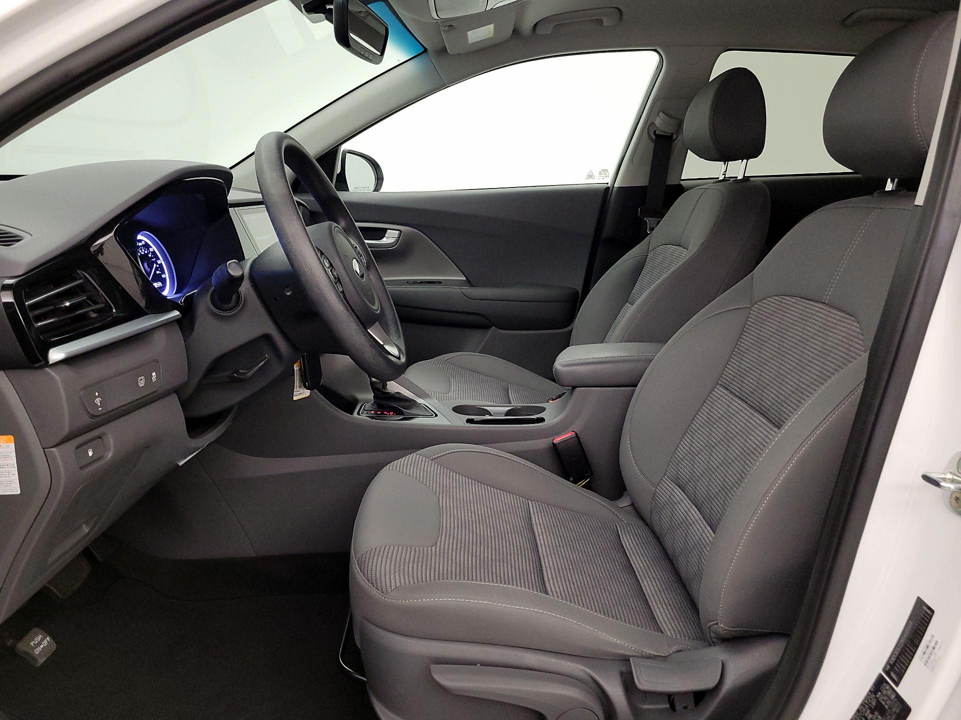 Thumbnail: 2021 Kia Niro - 11