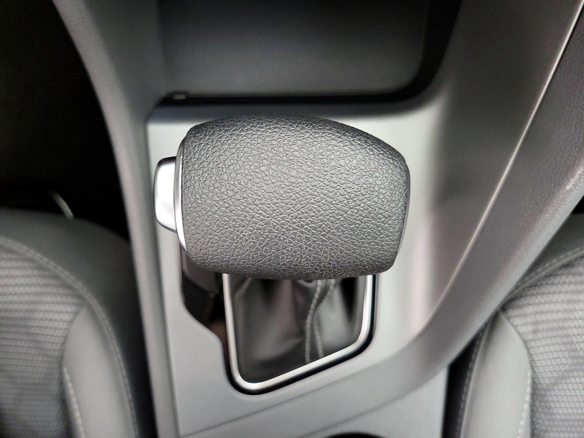 Thumbnail: 2021 Kia Niro - 17