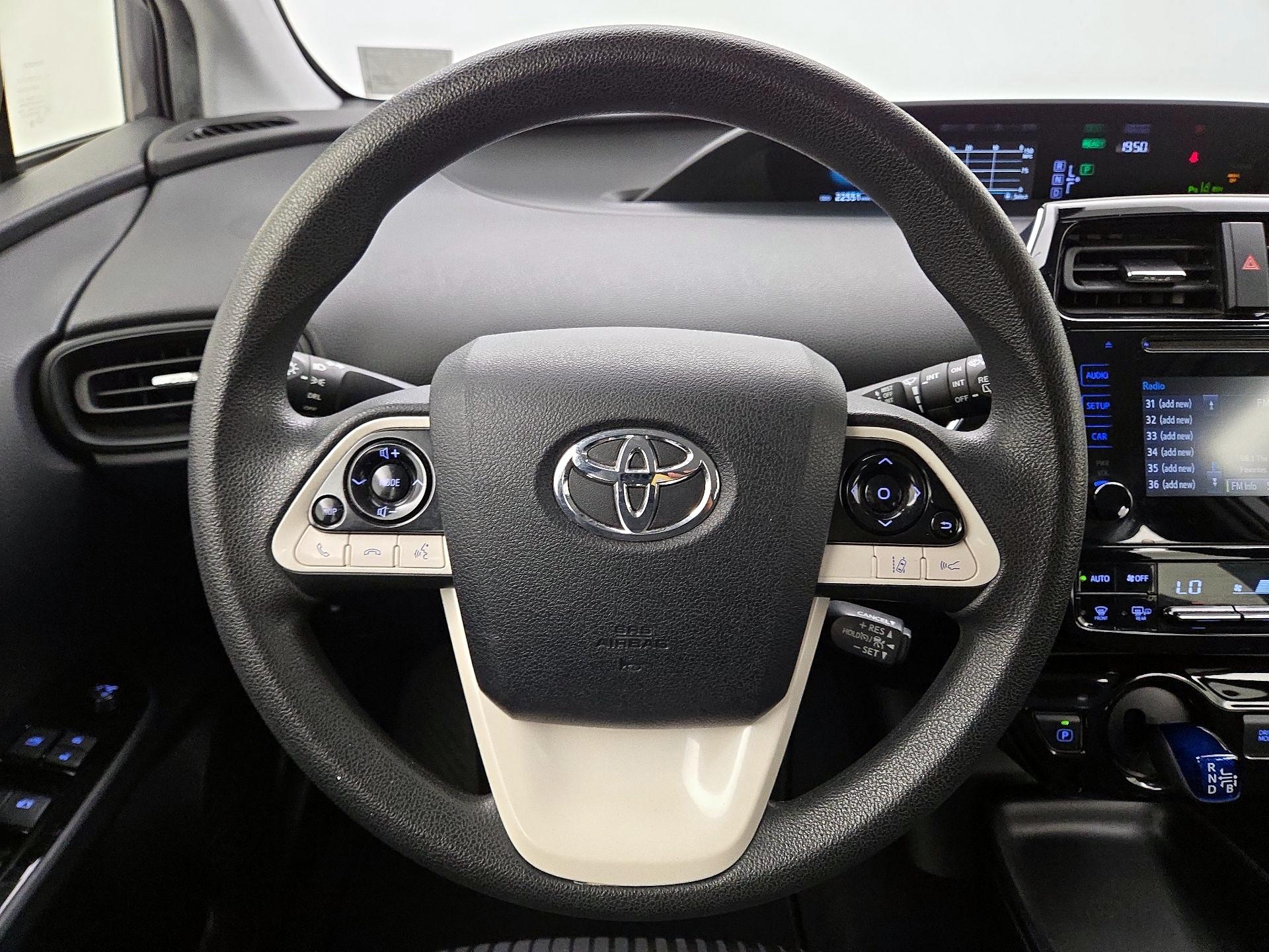 Thumbnail: 2018 Toyota Prius - 10
