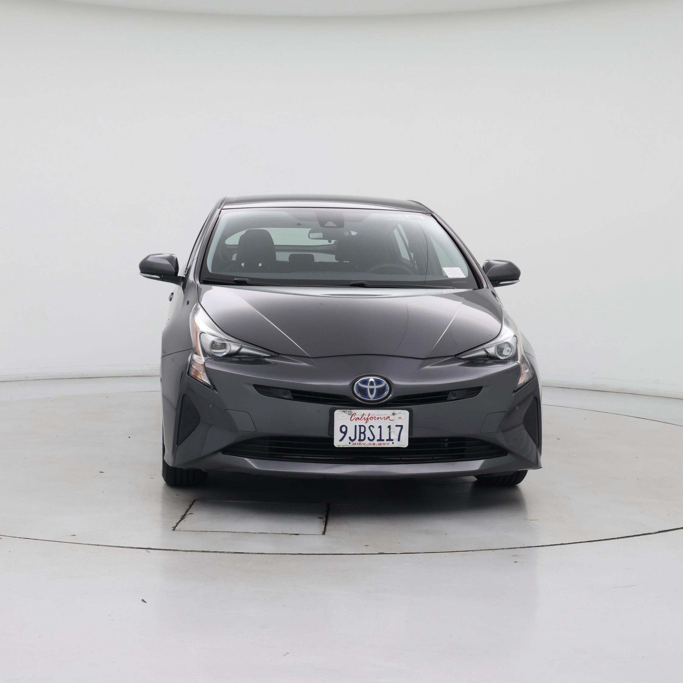 Thumbnail: 2018 Toyota Prius - 5