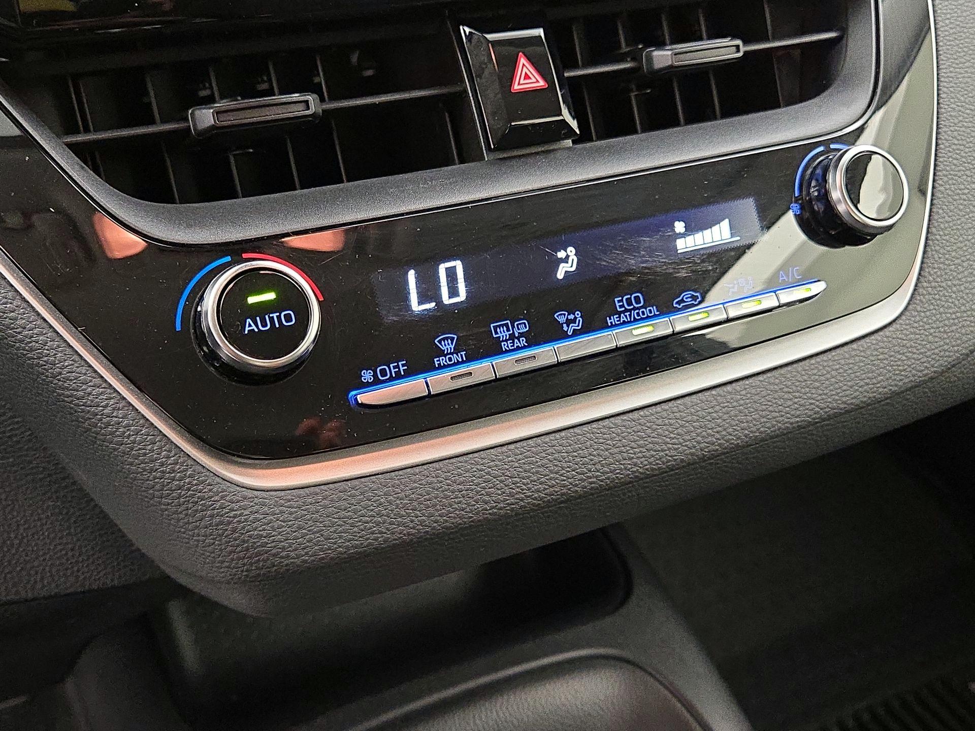Thumbnail: 2020 Toyota Corolla - 16