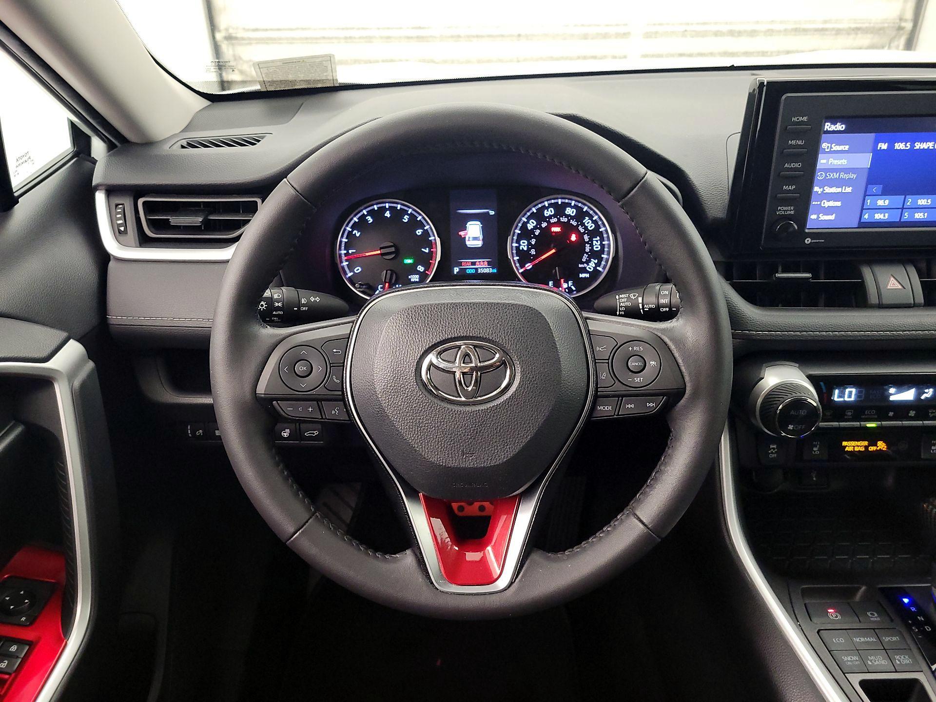 Thumbnail: 2021 Toyota RAV4 - 10