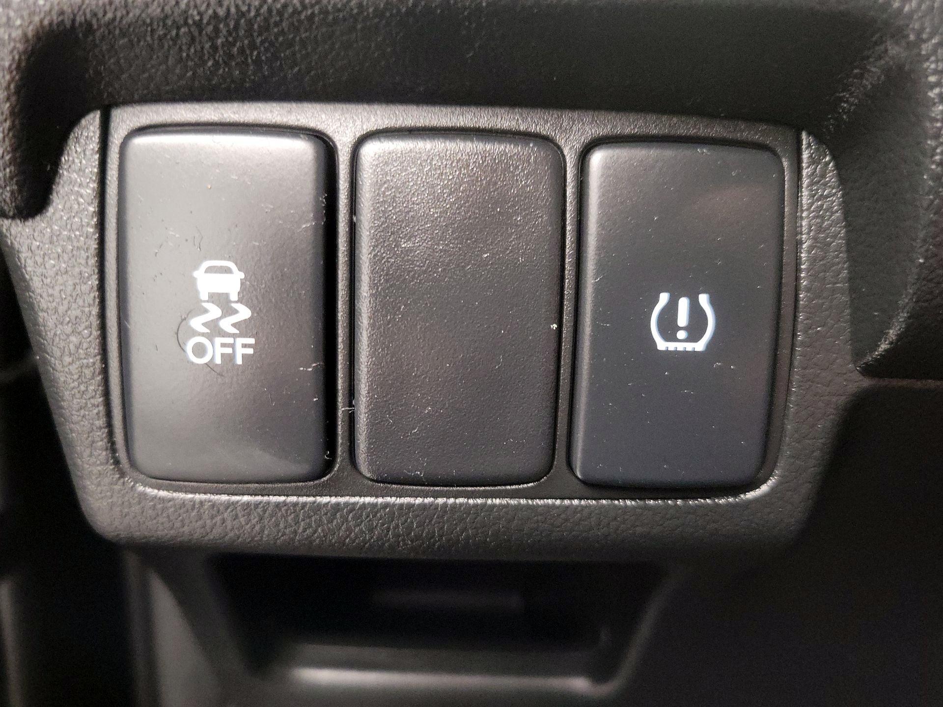 Thumbnail: 2016 Honda CR-V - 13