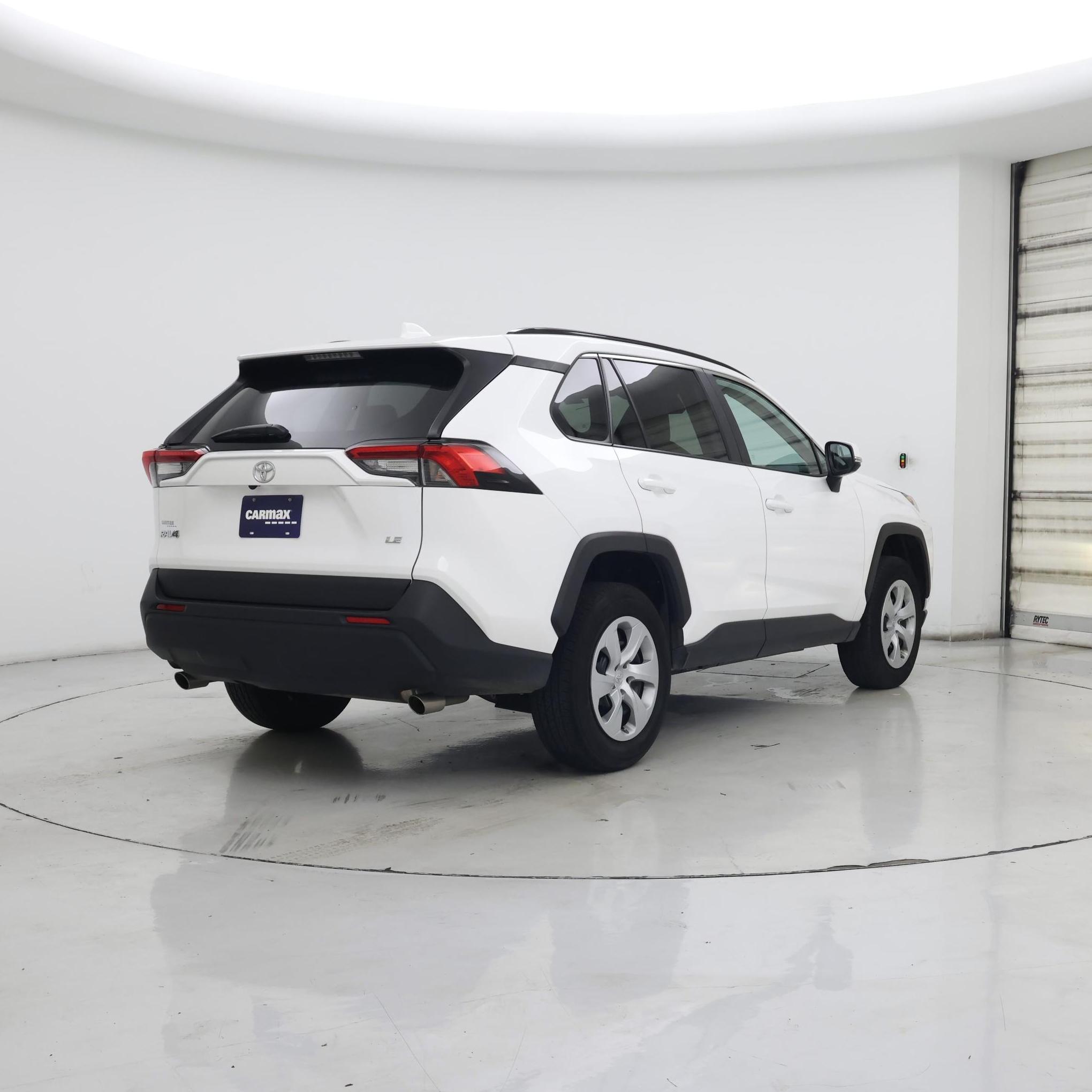 Thumbnail: 2021 Toyota RAV4 - 8