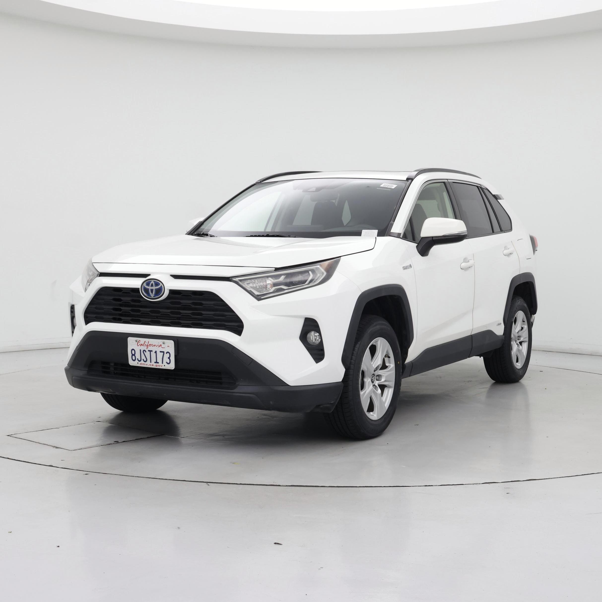Thumbnail: 2019 Toyota RAV4 - 4