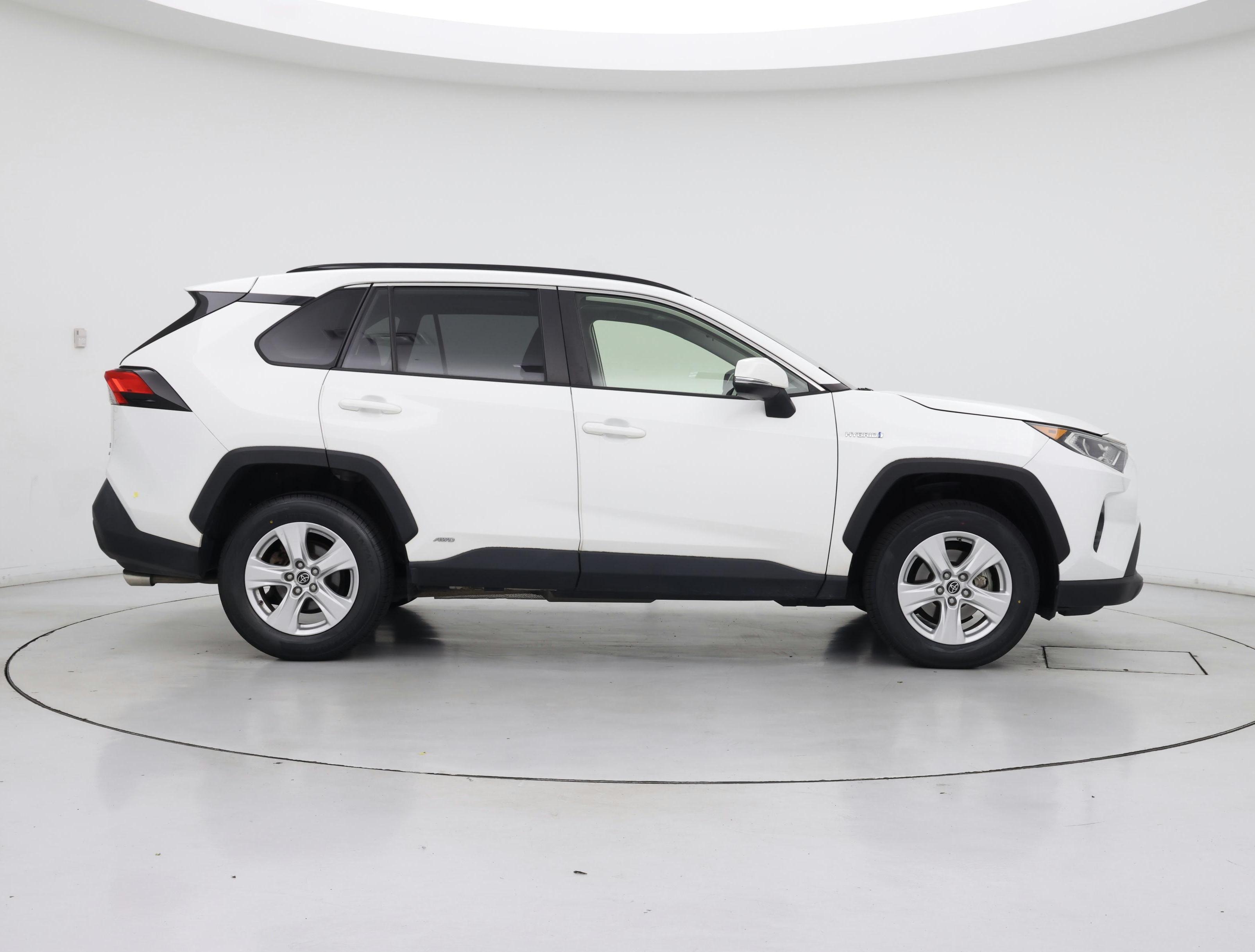 Thumbnail: 2019 Toyota RAV4 - 7