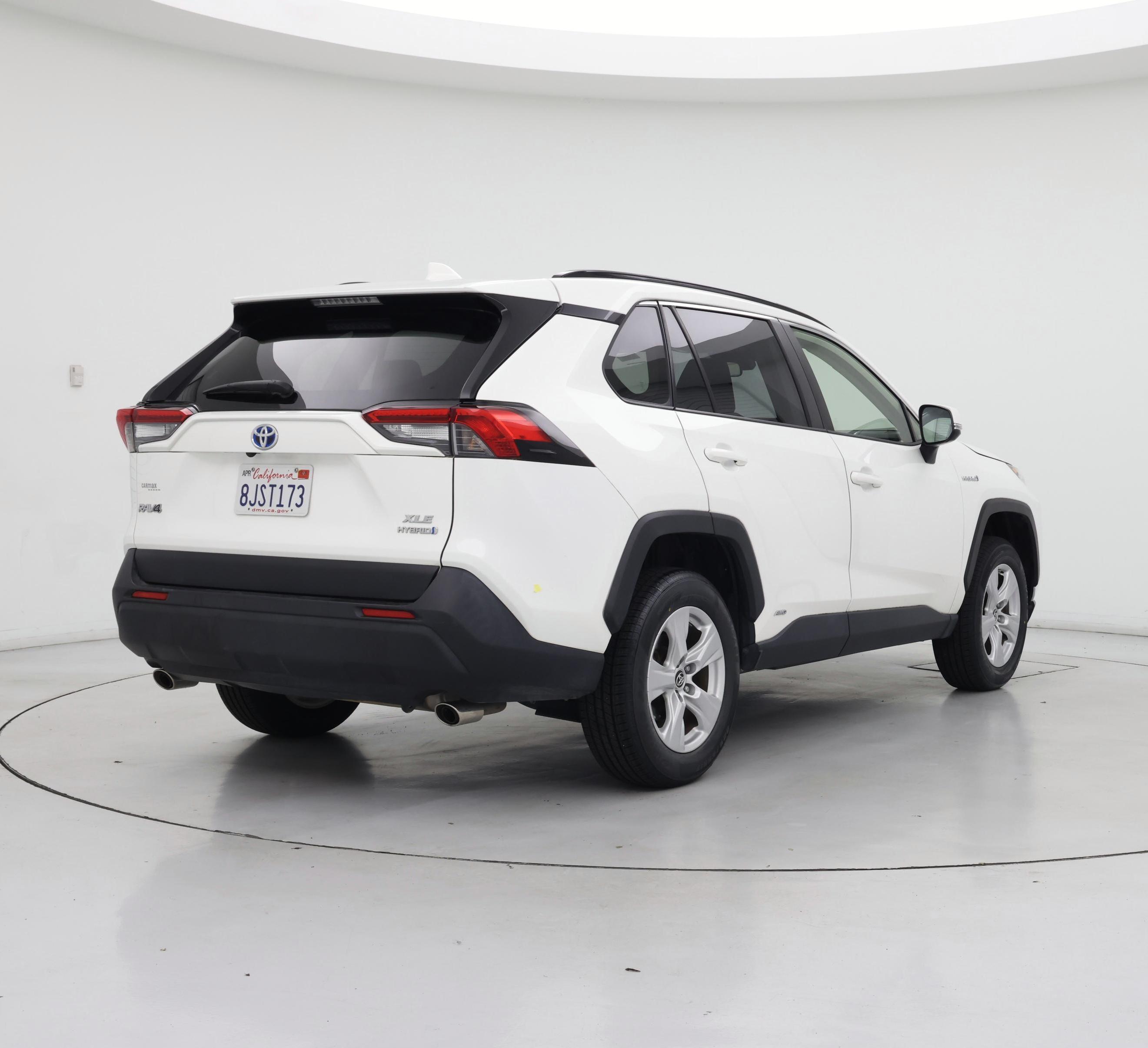 Thumbnail: 2019 Toyota RAV4 - 8